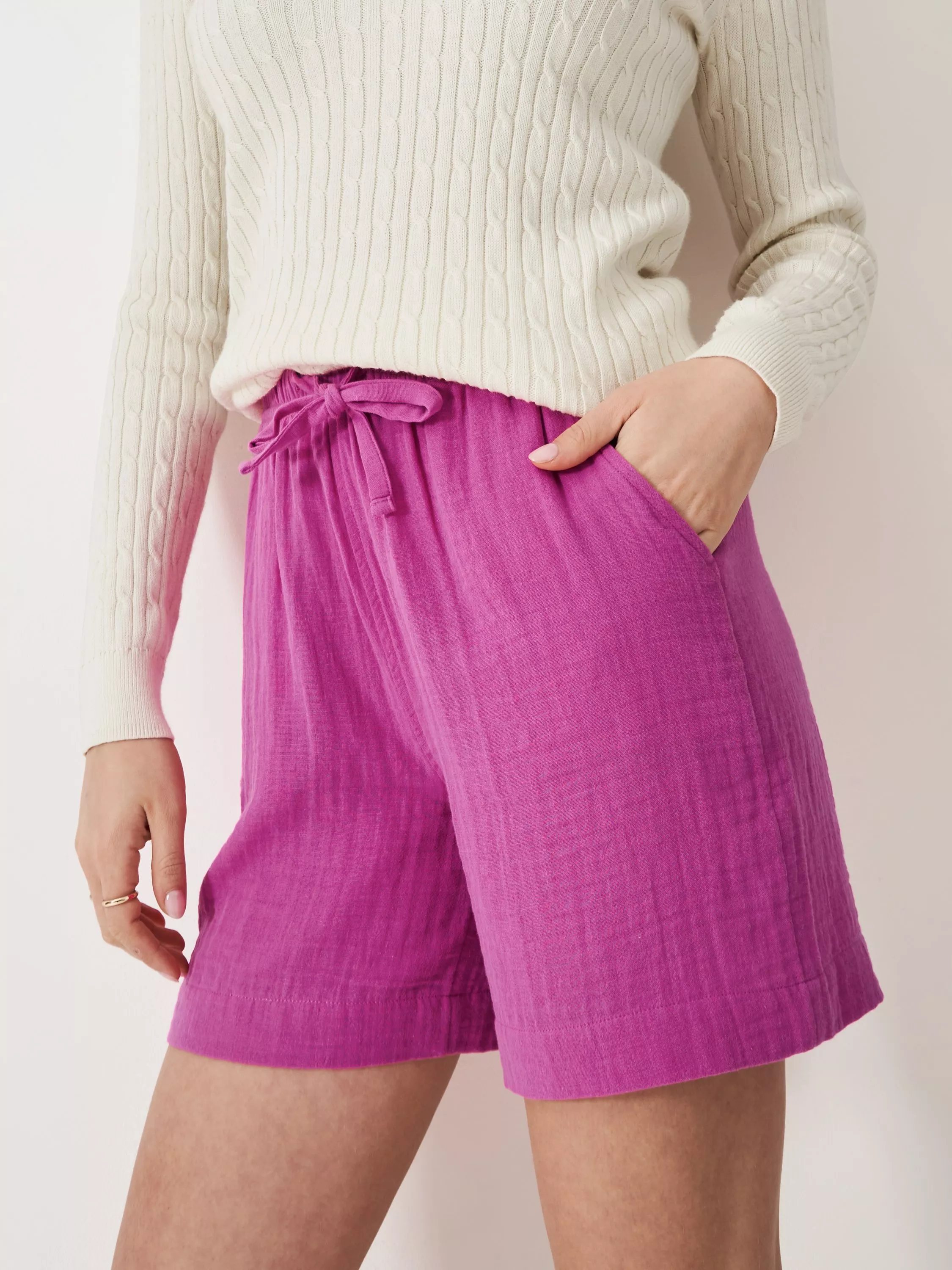 SALE！litmus JOHN BLACK TAILORED SHORTS Marni Camo Belted Wide-Leg Shorts | Neiman Marcus