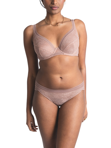 Maison Lejaby Miss Lejaby Plus Size Lace Triangle Bra, Pralin