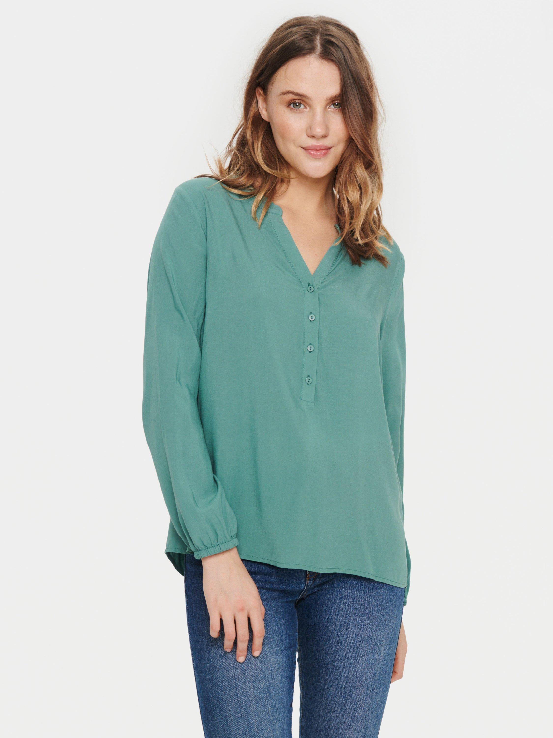 Product image 3 of 5, which shows Eda Shirt-19417 GNMI M