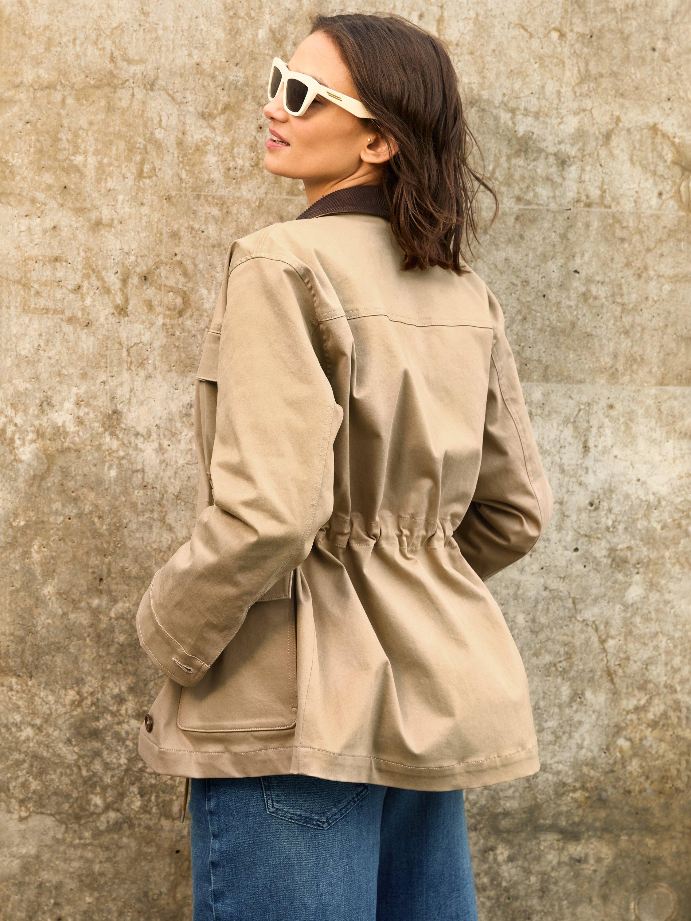 Product image 5 of 6, which shows Baukjen Bridie Organic Cotton Rich Field Jacket, Sand, 10