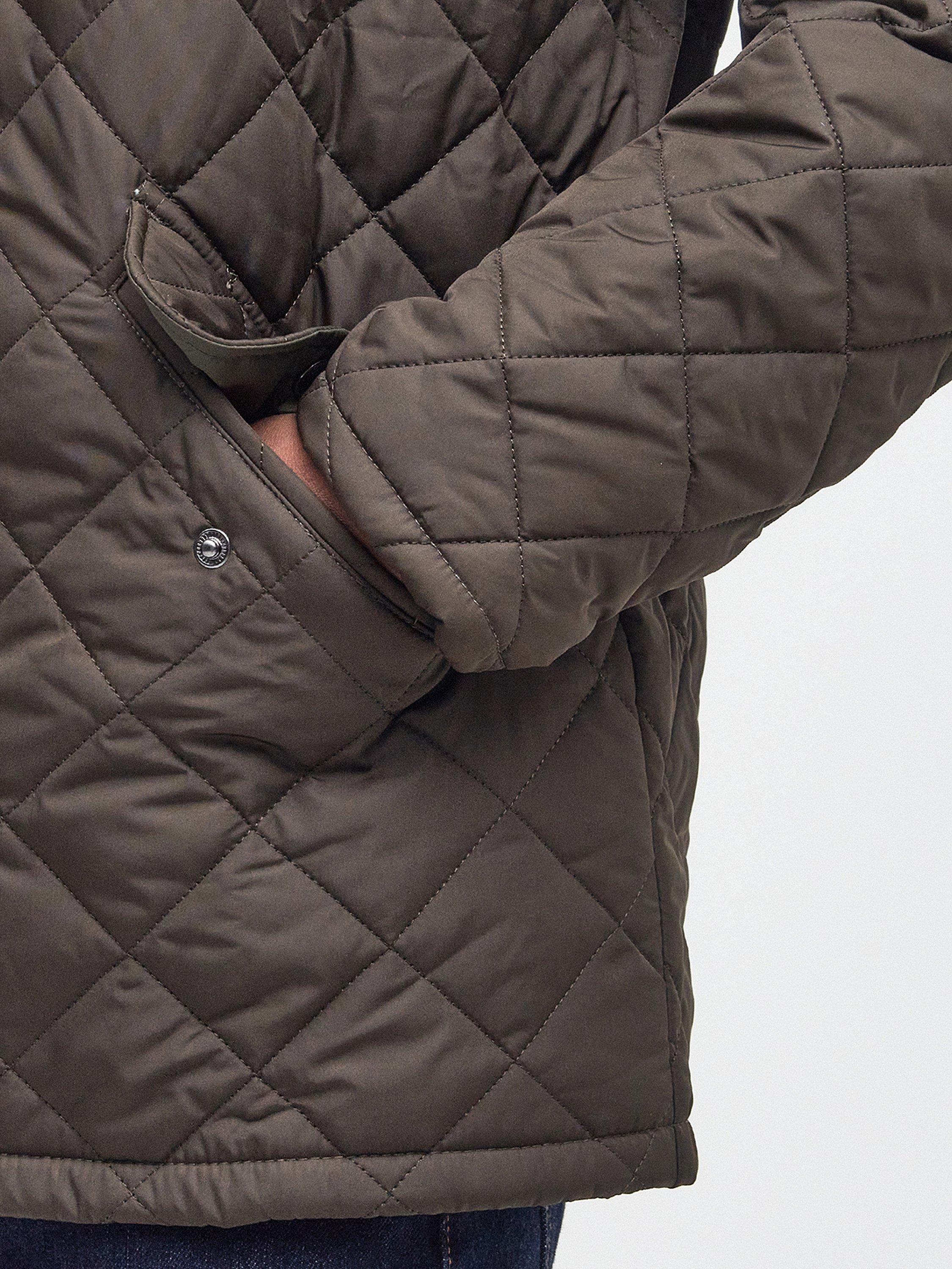 Product image 7 of 10, which shows Barbour Chelsea Sportsquilt Quilted Jacket, Olive, XXS