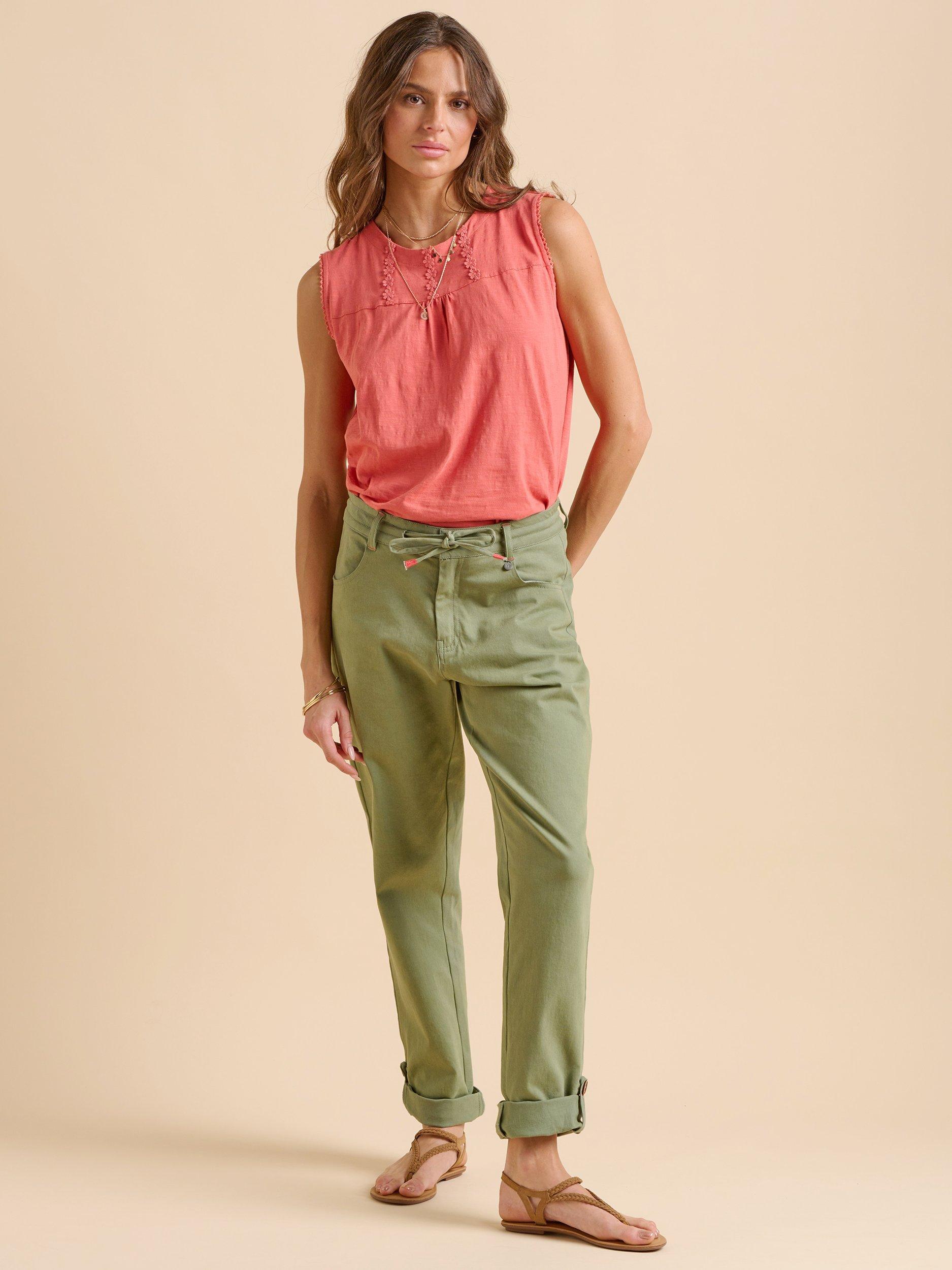 Product image 1 of 6, which shows Brakeburn Sleeveless Floral Textured Top, Coral, 8