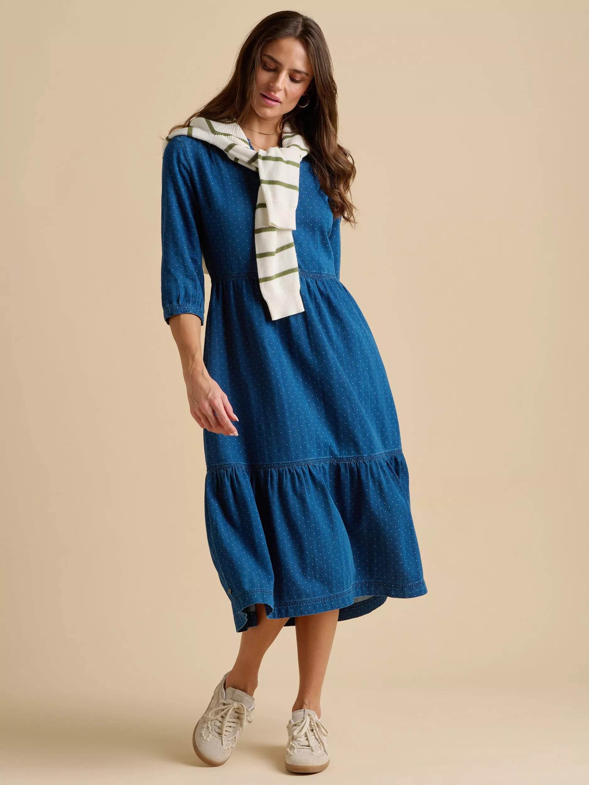 Women's Plus Size Short Sleeve Dress Round Neck Ruffle Hem Flowy A-Line Dresses Casual Beach Button Down Midi Dress