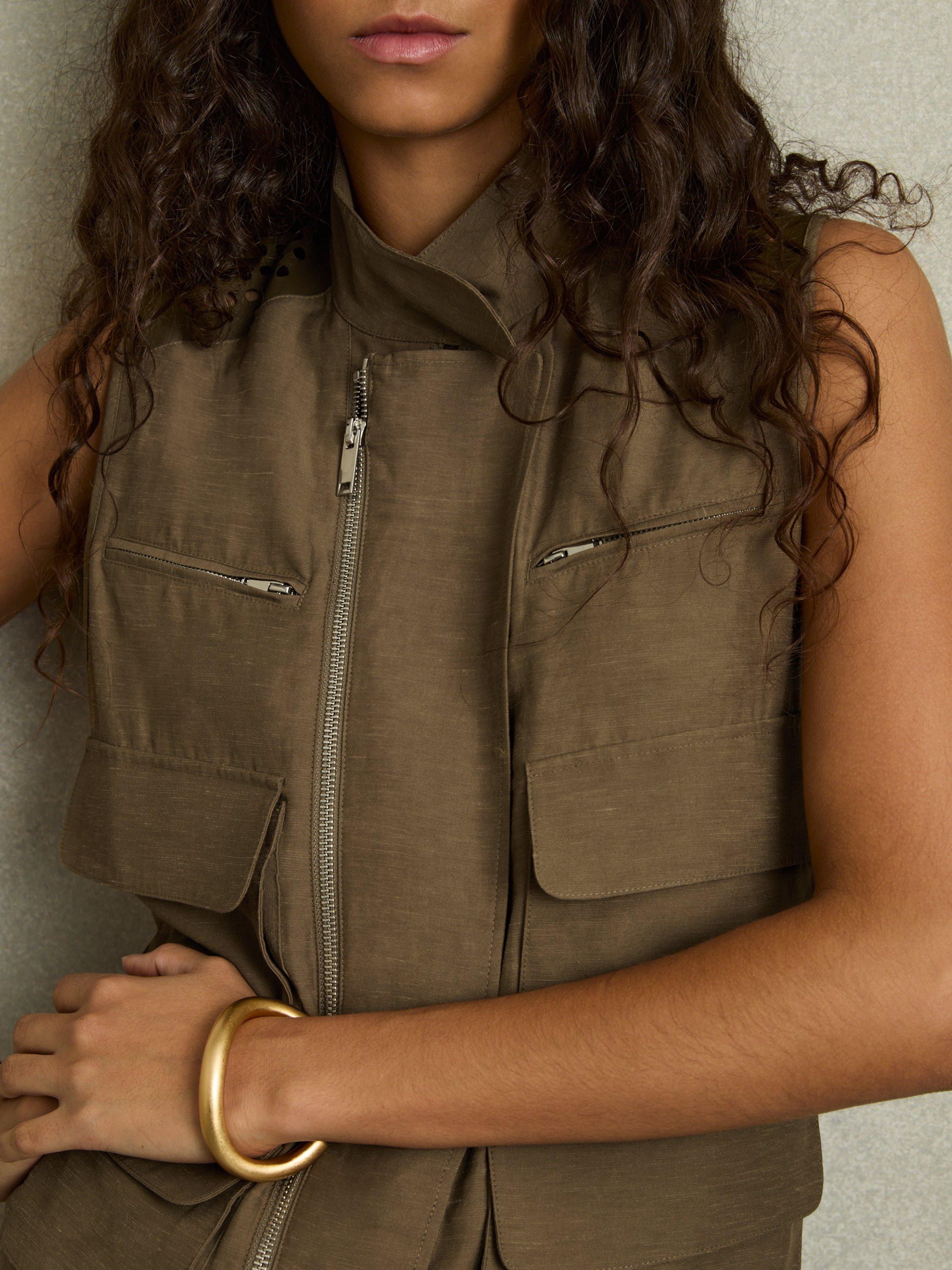 【海外限定】REISSジレ☆Grace Pocket Stitch Gilet, Khaki Reiss Grace Pocket Stitch Gilet, Khaki