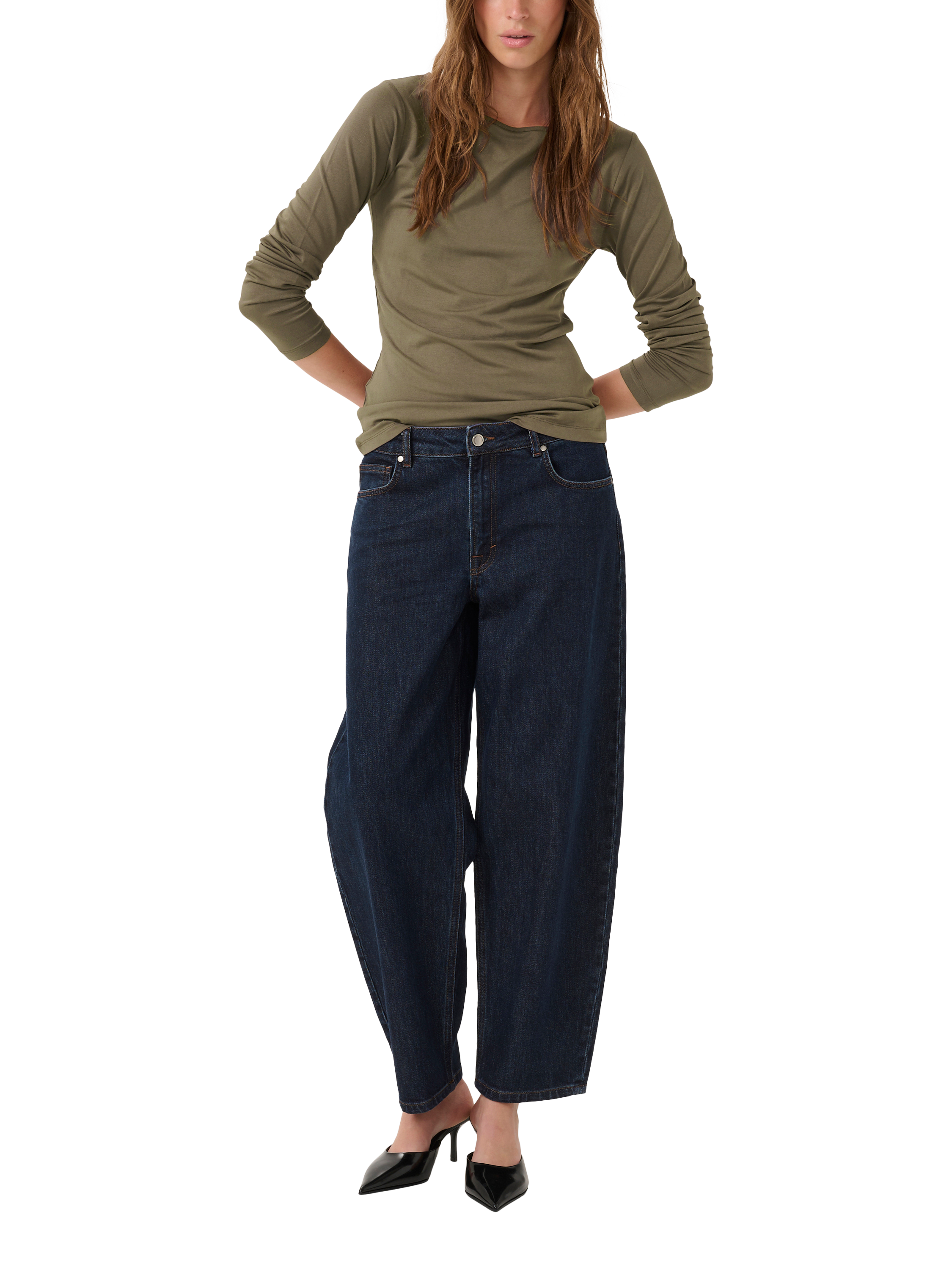 Product image 3 of 5, which shows MY ESSENTIAL WARDROBE Vista Long Sleeve Top, Sea Turtle, XS