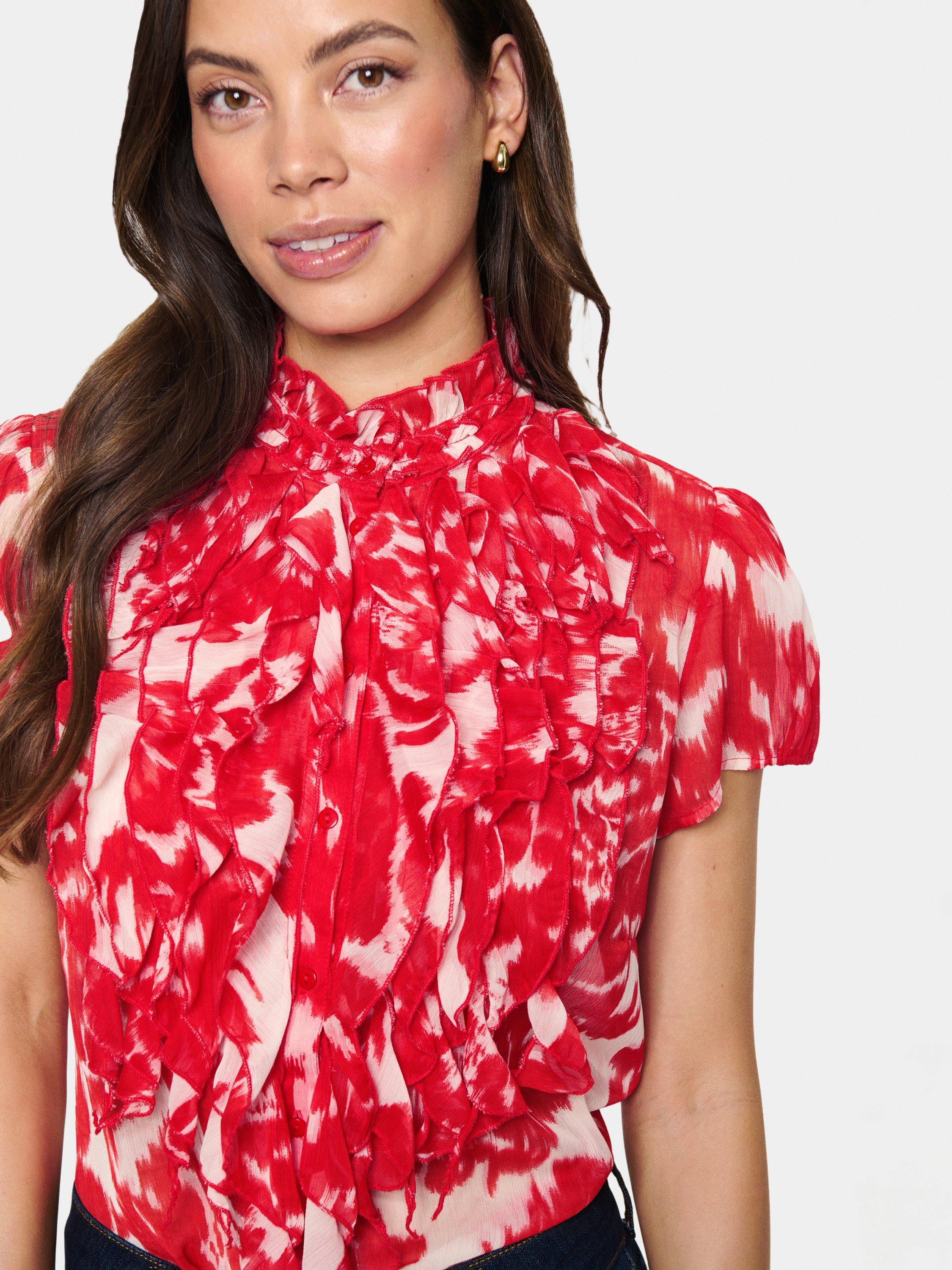 Product image 4 of 6, which shows Saint Tropez Lilja Crinkle Short Sleeve Shirt, Red/Multi, XS
