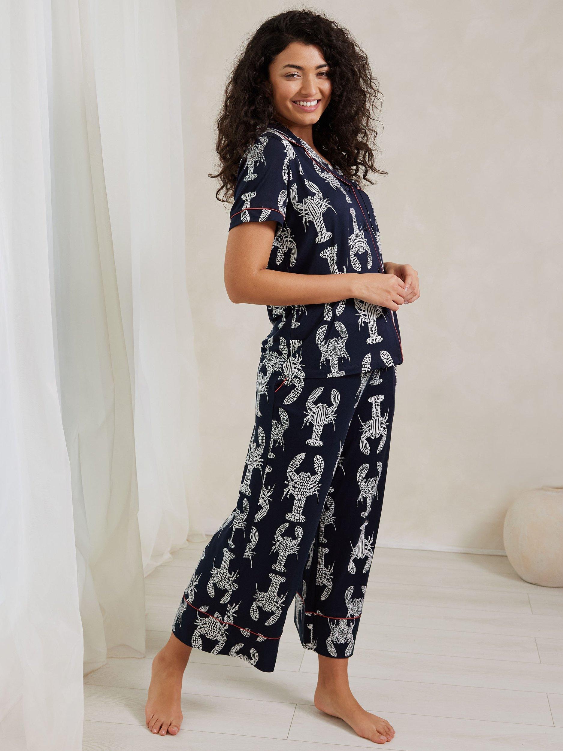 Product image 1 of 6, which shows Chelsea Peers Lobster Cropped Pyjama Set, Navy, 18