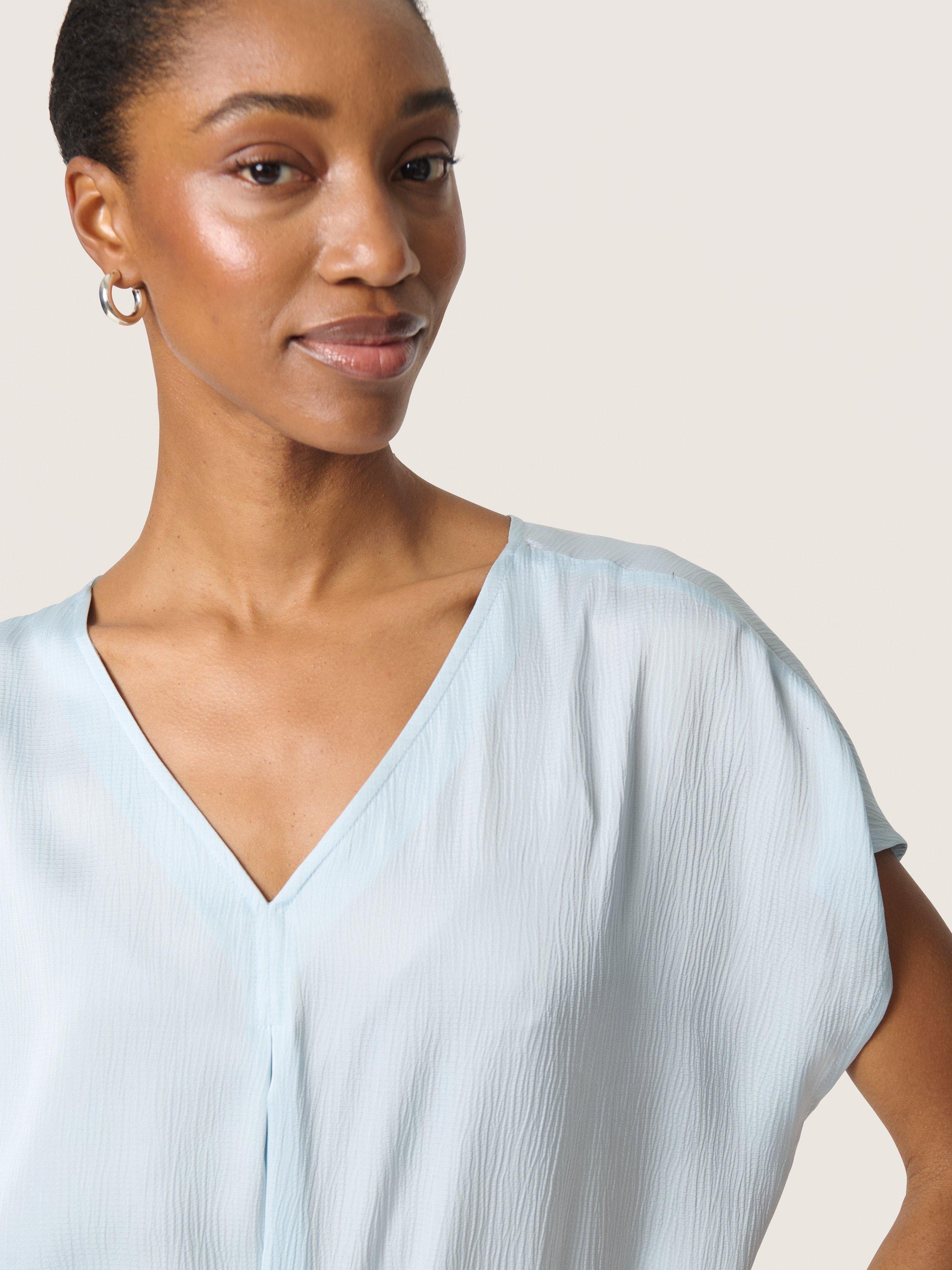 Product image 4 of 6, which shows Soaked In Luxury Ioana V-Neck Top, Nantucket Breeze, S