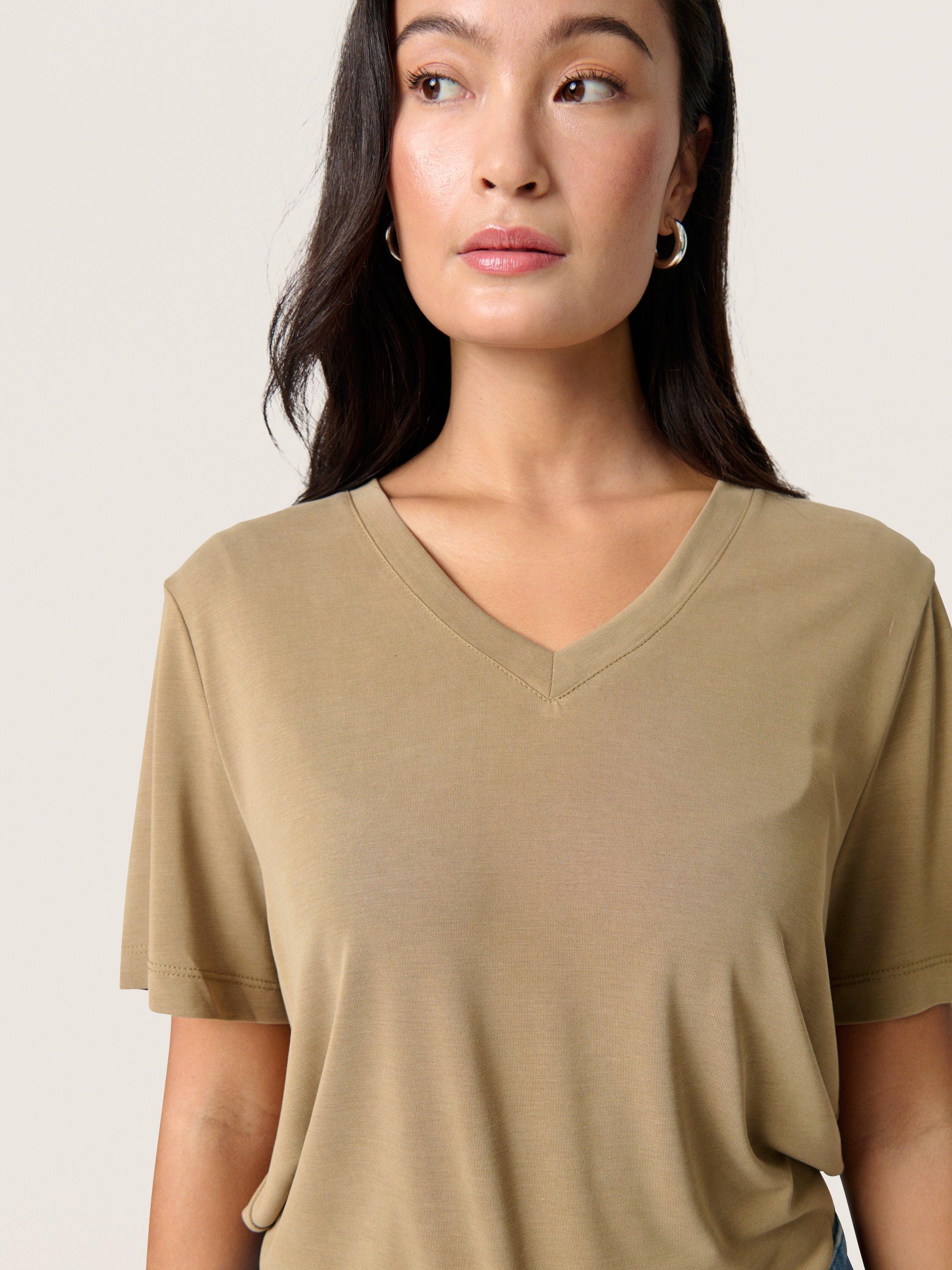 Product image 4 of 6, which shows Soaked In Luxury Columbine T-Shirt, Neutral, XS