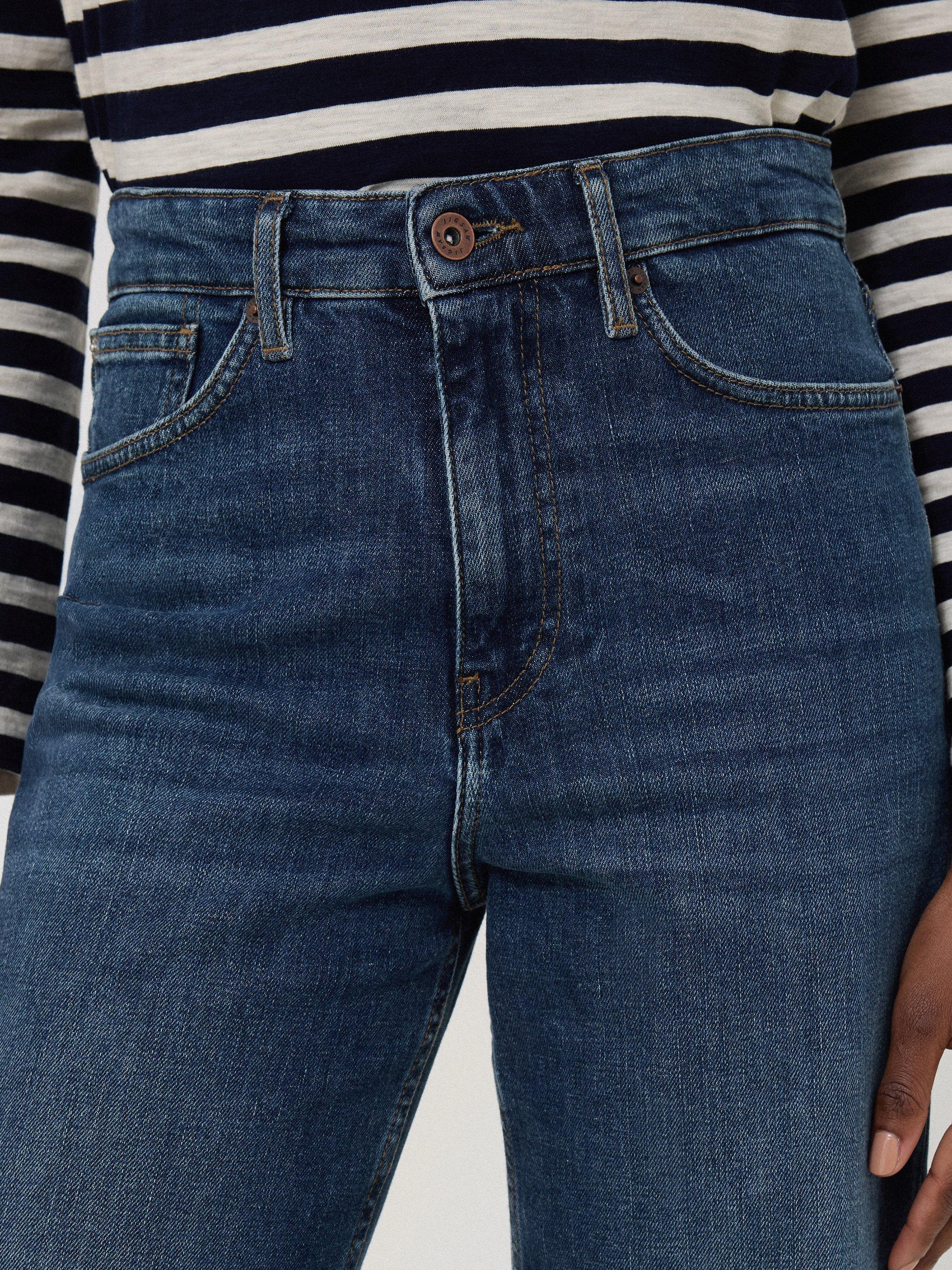 Product image 4 of 6, which shows Jigsaw Tyne Wide Leg Cropped Denim Jeans, Vintage Mid Blue, 24