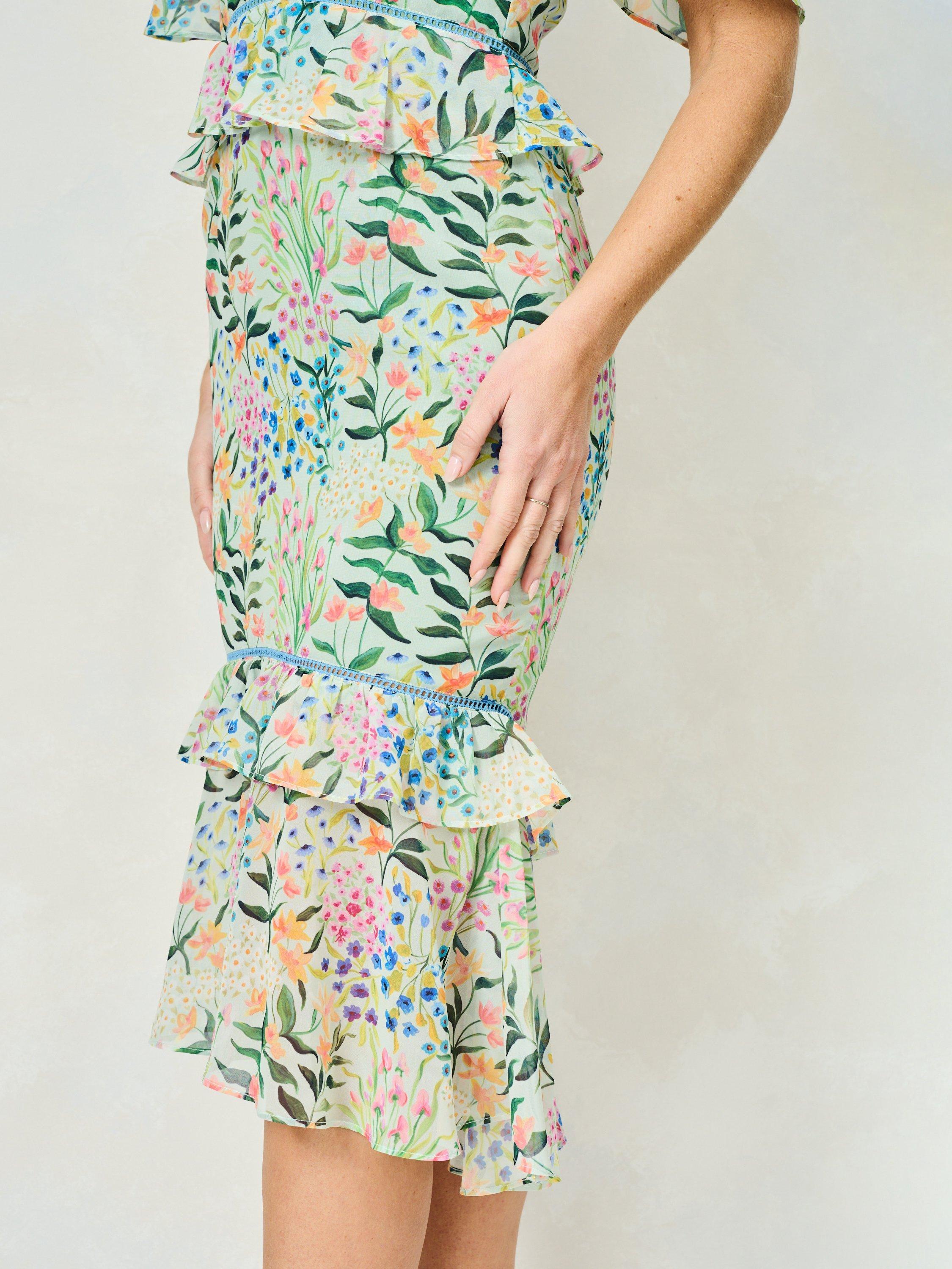 Product image 5 of 5, which shows Hope & Ivy The Karina Floral Ruffle Tea Dress, Green/Multi, 8