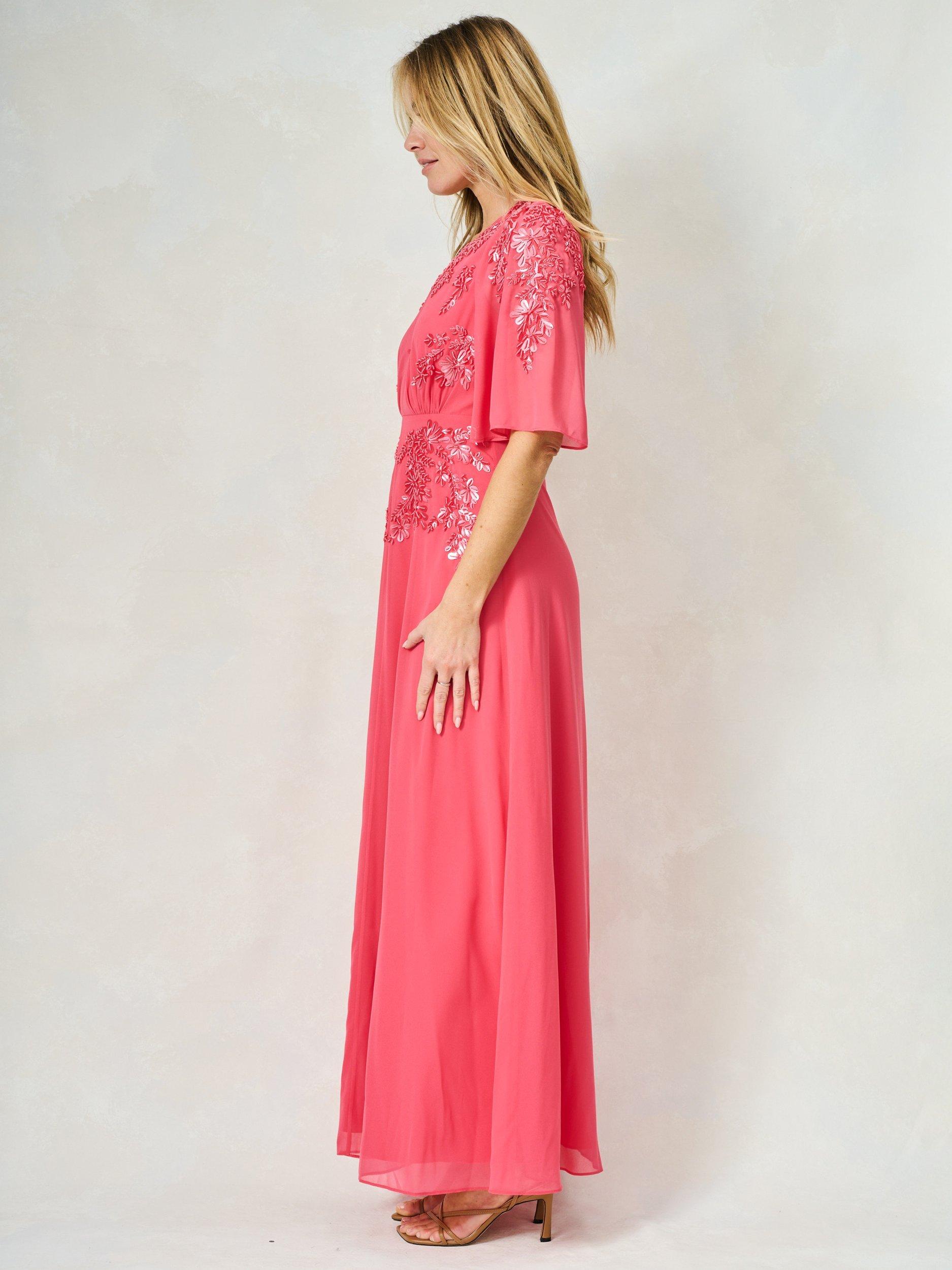 Product image 3 of 6, which shows Hope & Ivy The Kemi Floral Embellished Plunge Maxi Dress, Coral, 8