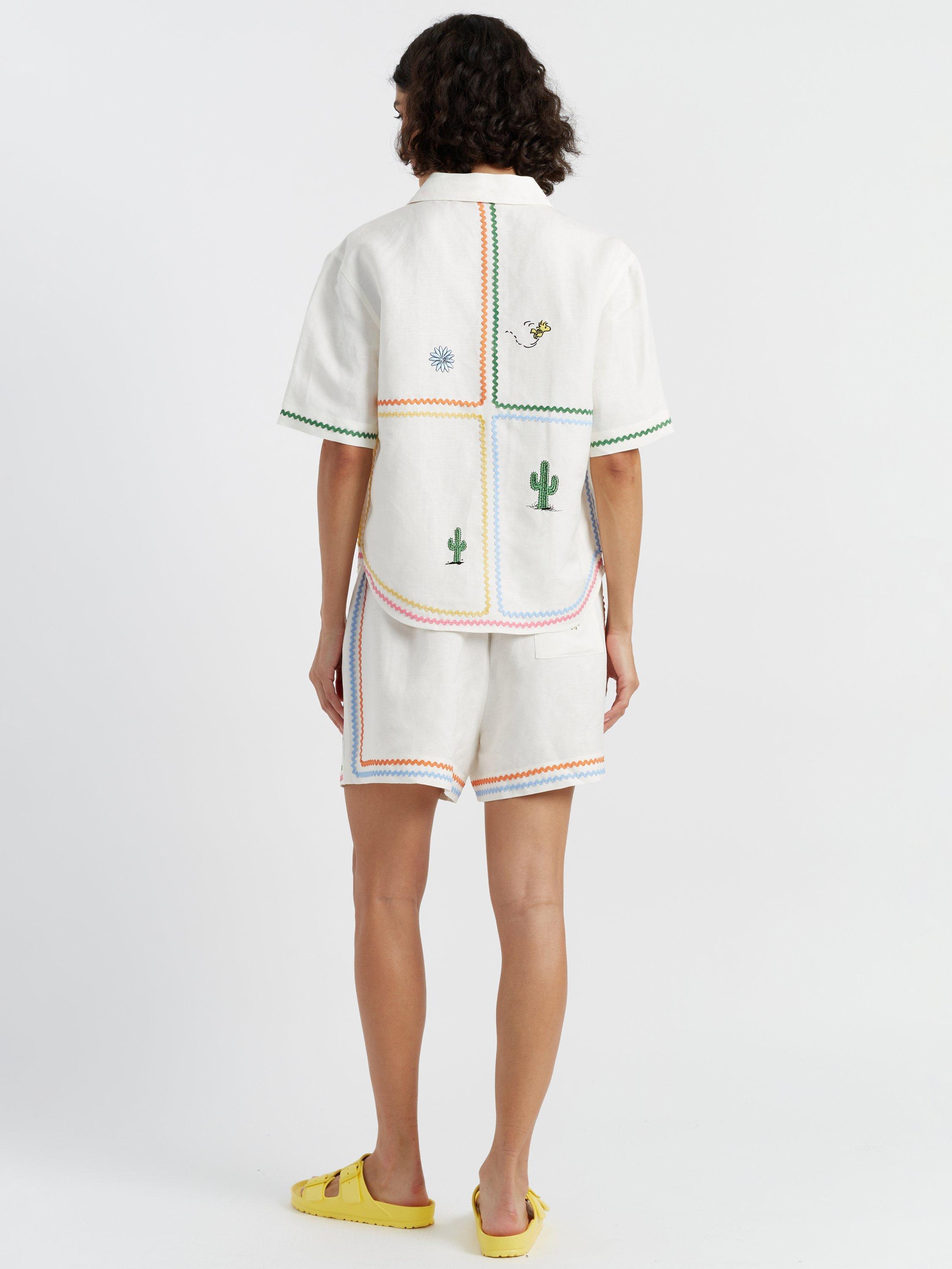 Product image 2 of 5, which shows Chinti & Parker Peanuts Vacation Linen Rich Shirt, Cream, XS