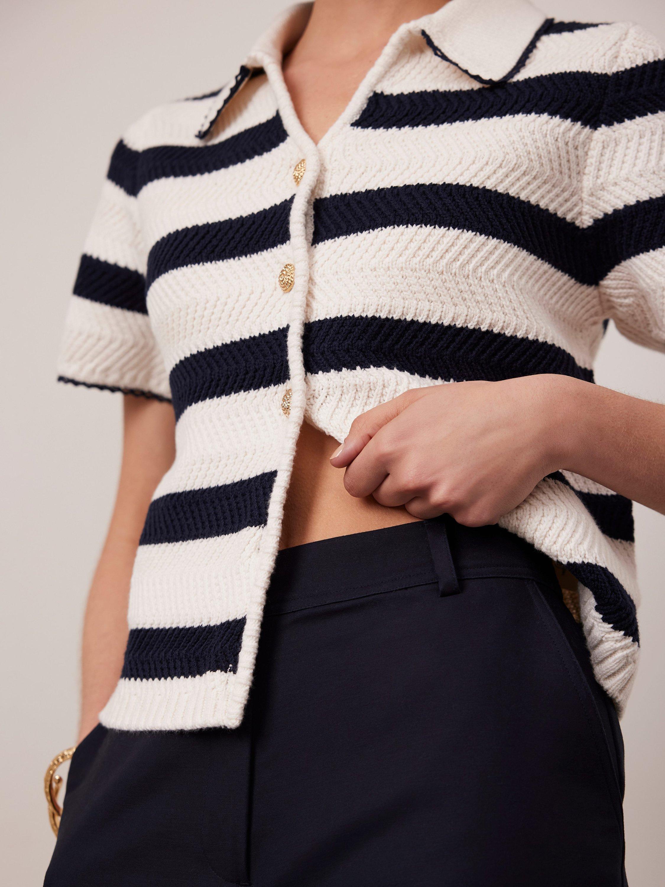 Product image 4 of 7, which shows Mint Velvet Cropped Tapered Trousers, Navy, 8R