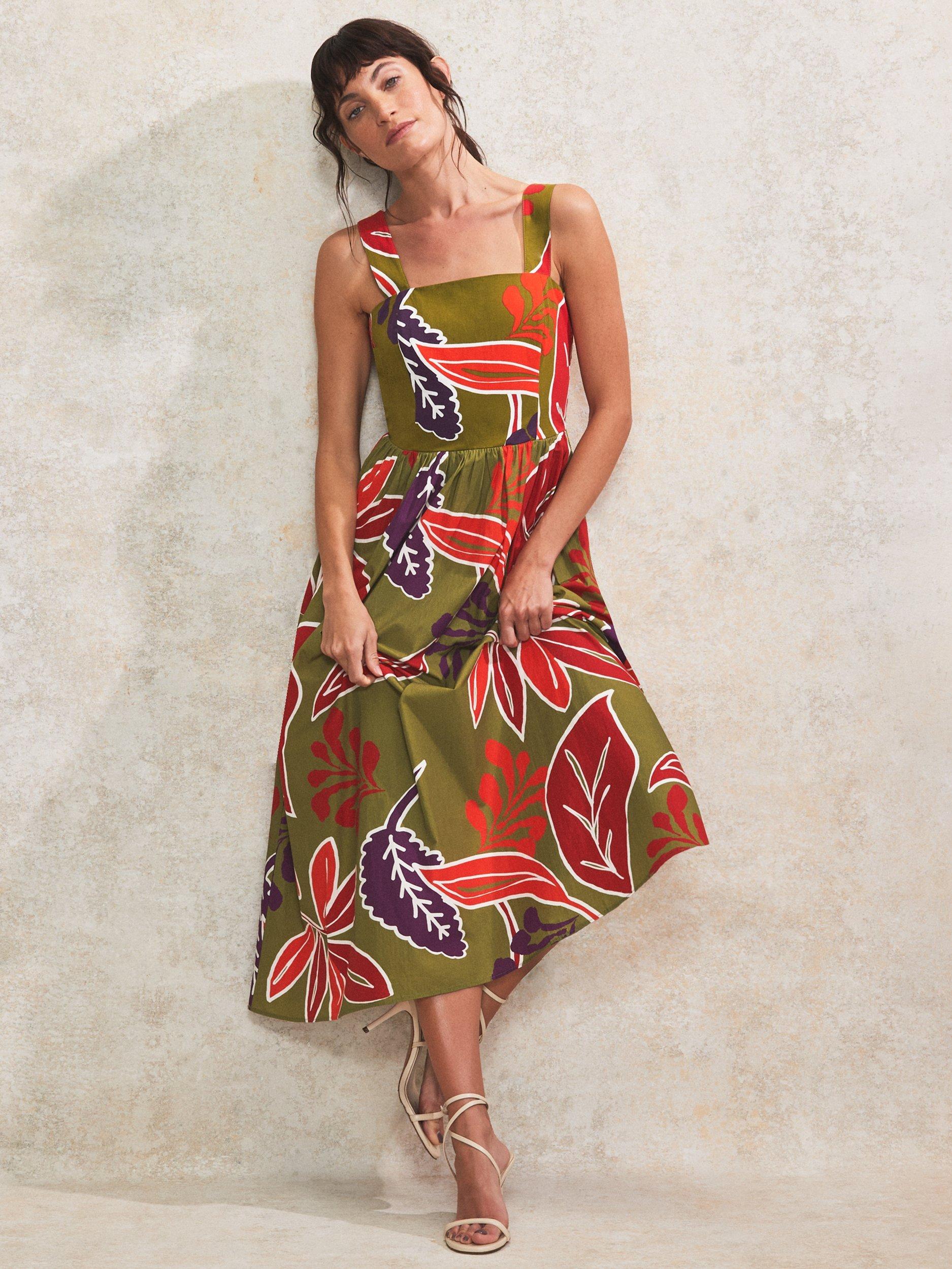Ro&Zo Petite Olive Leaf Printed Dress