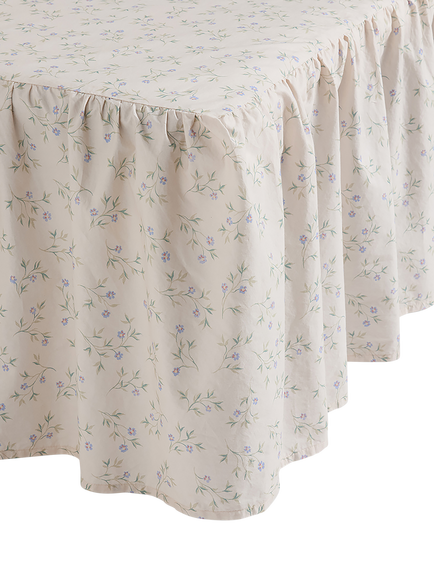 Piglet in Bed Spring Sprig Cotton Valance, Cream/Multi