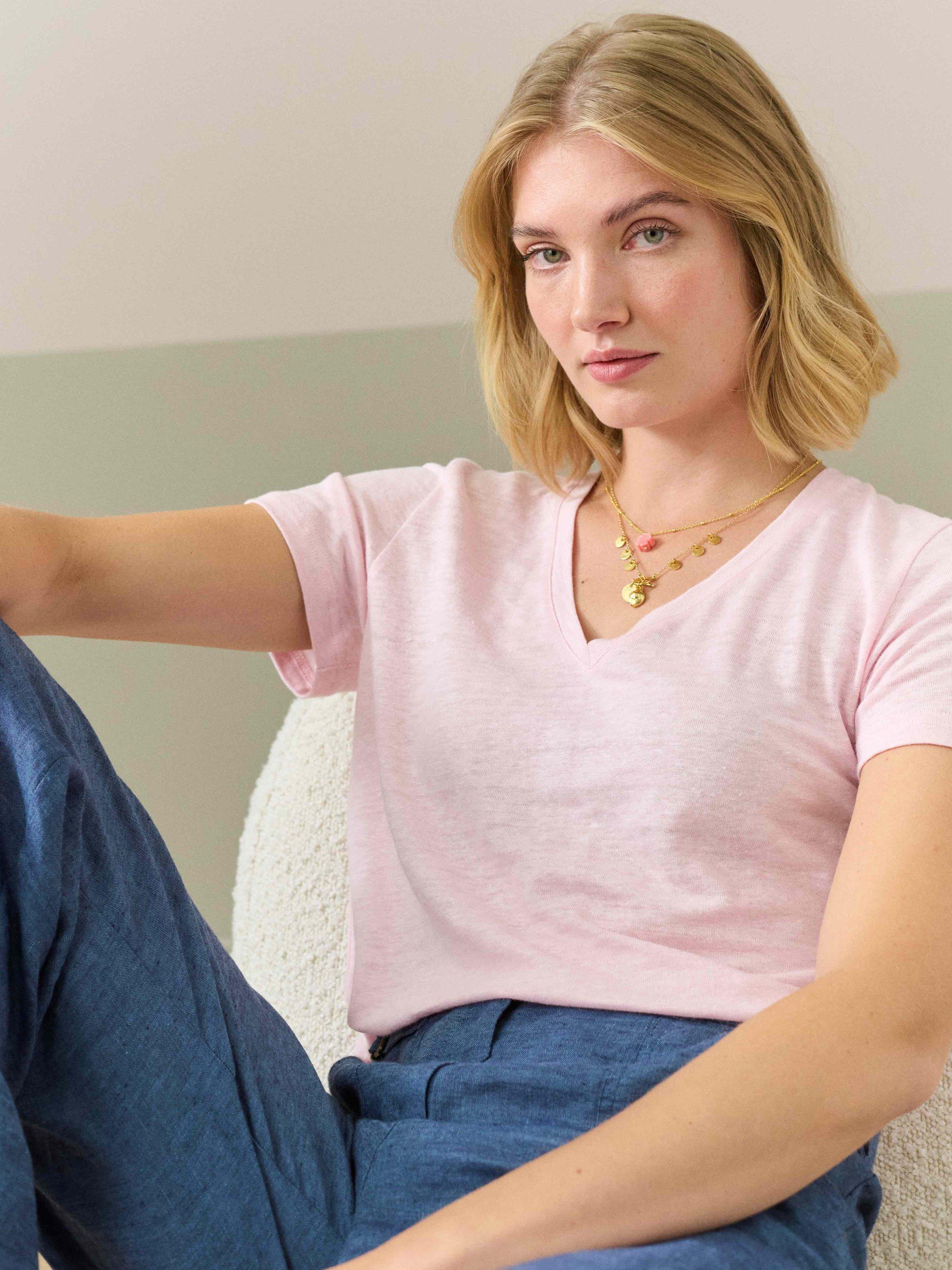 Brora Linen Knit V-Neck T-Shirt, Light Pink