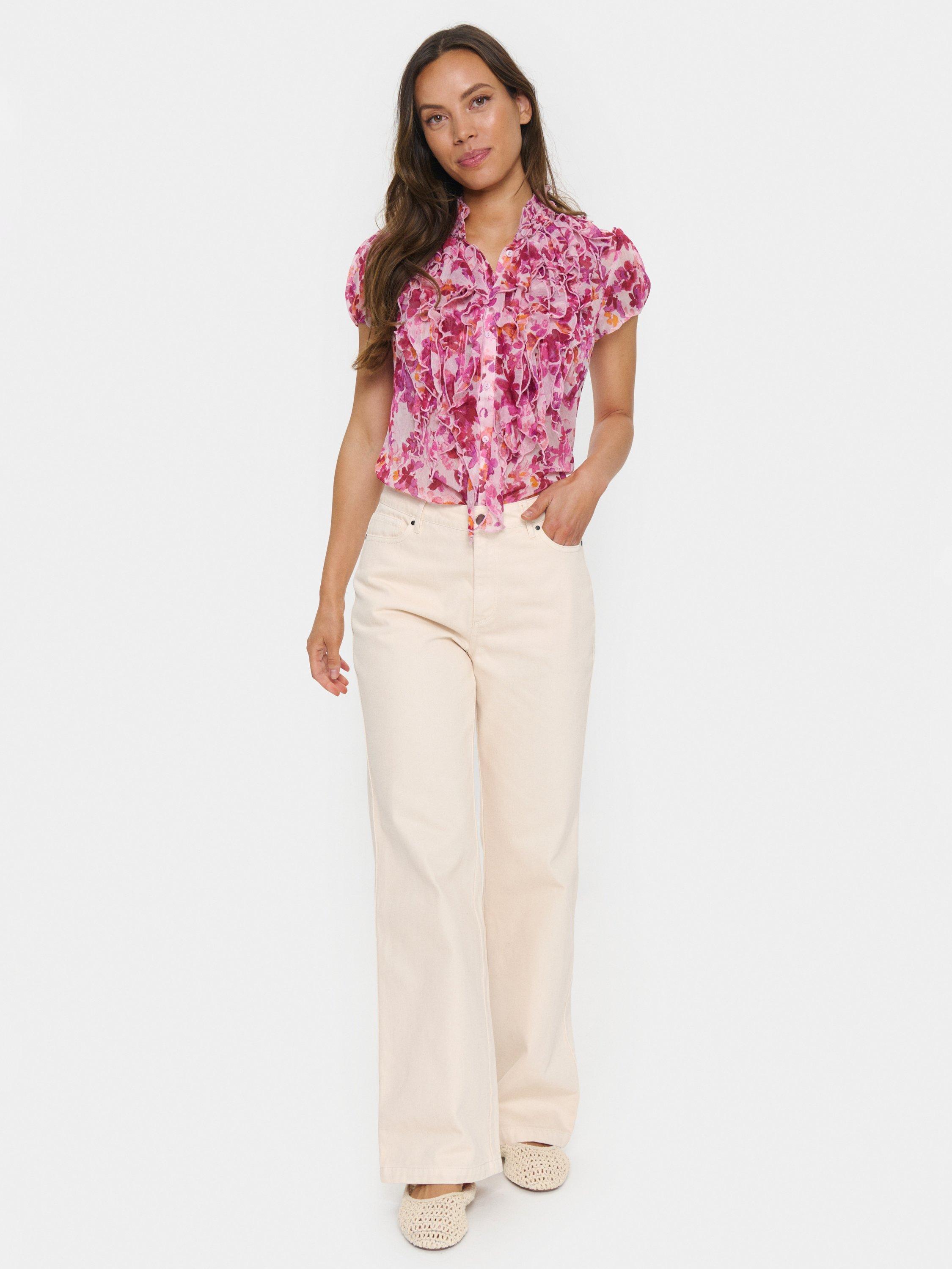 Product image 3 of 6, which shows Saint Tropez Lilja Floral Crinkle Shirt, Pink/Multi, XXL