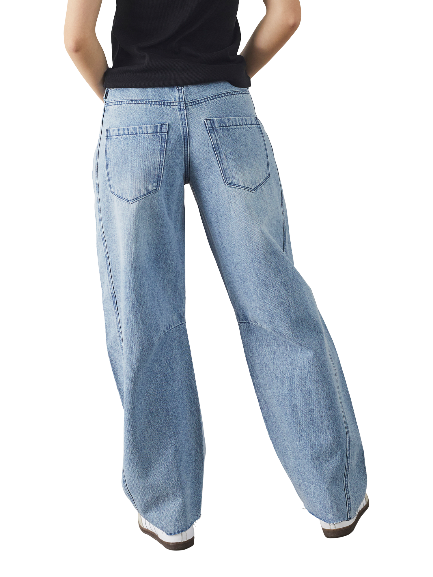 Product image 2 of 4, which shows Sisters Point Filia High Waist Loose Fit Jeans, Light Blue Wash, XS
