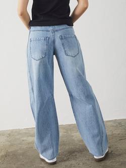 Sisters Point Filia High Waist Loose Fit Jeans - view 2, Light Blue Wash