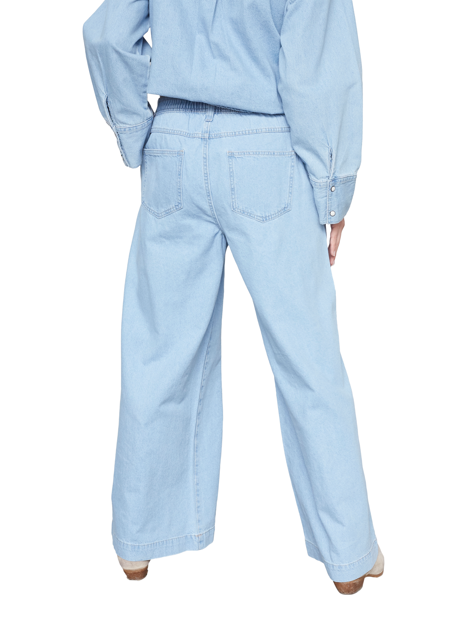 Product image 2 of 4, which shows Sisters Point Osa Wide Leg Jeans, Light Blue Wash, XS