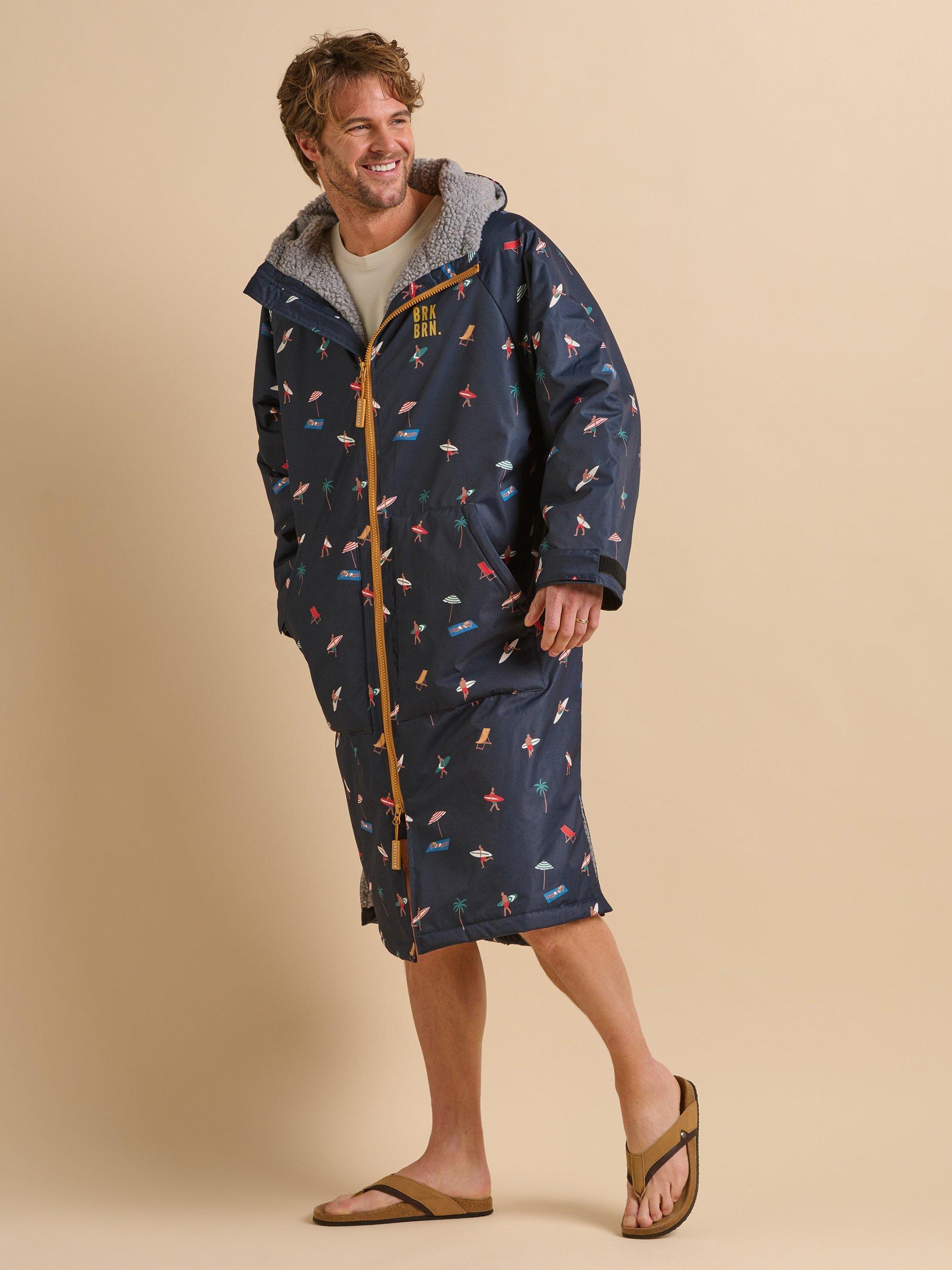 Product image 6 of 6, which shows Brakeburn Beach Scene Chinook Changing Robe, Navy, S-M