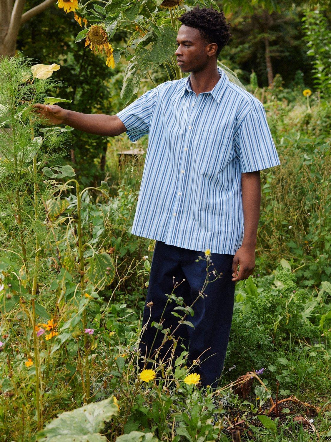 Product image 5 of 5, which shows forét Atlas Stripe Cotton Shirt, Light Blue Stripe, S