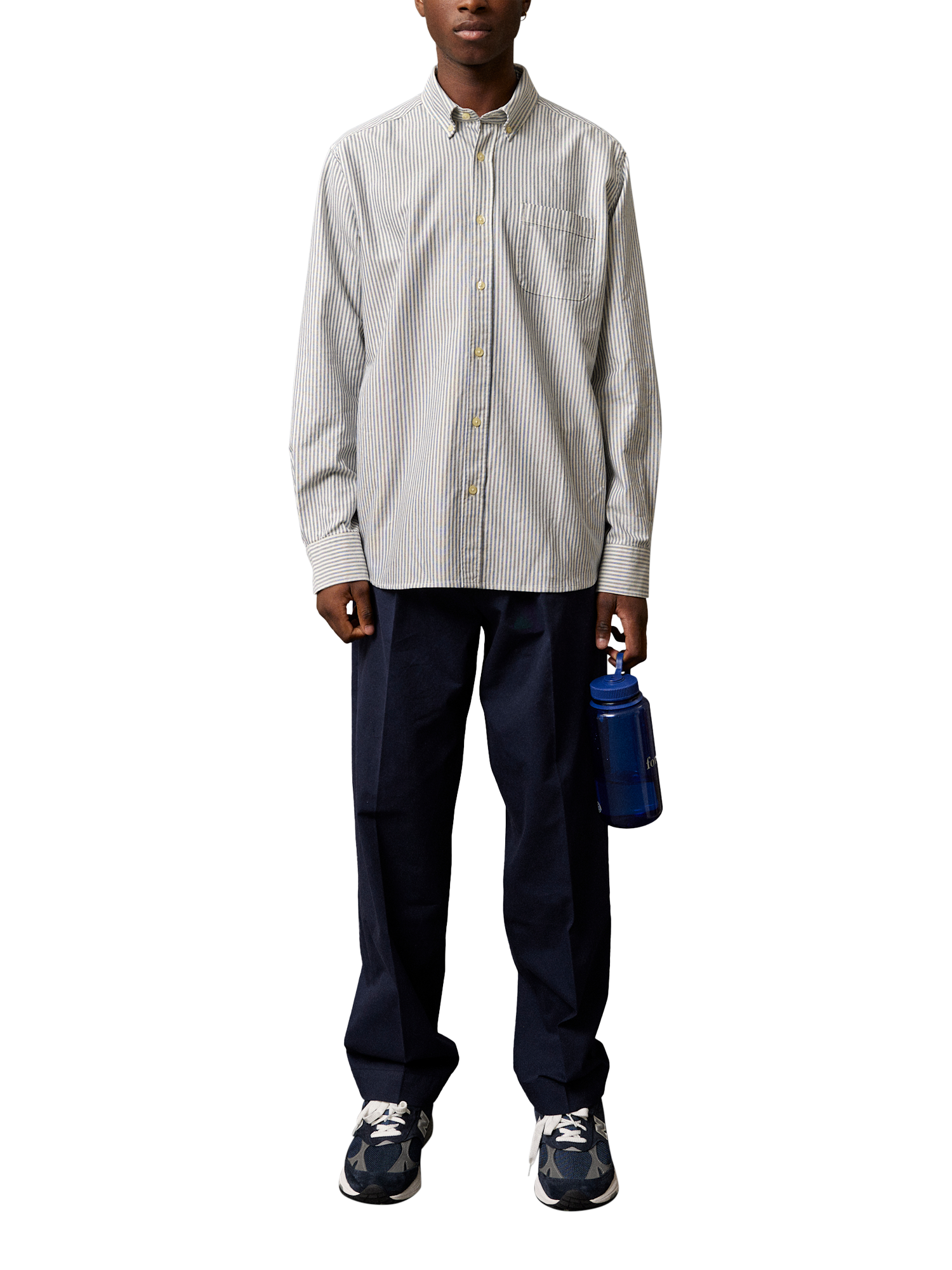 Product image 4 of 5, which shows forét Tailored Twill Writer Trousers, Navy, 32R