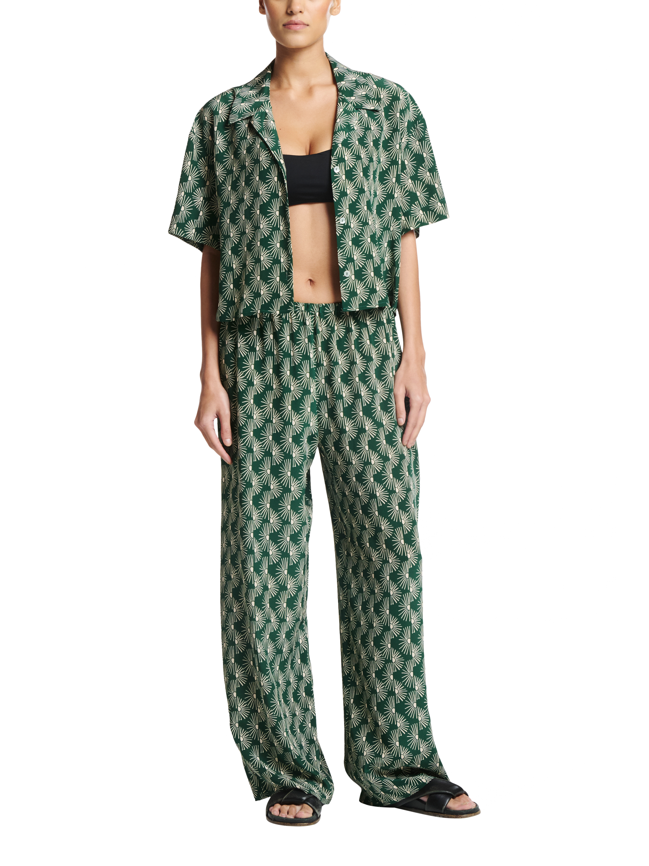 Product image 1 of 5, which shows ASCENO Lincoln Sunrise Pure Silk Shirt, Green/White, XS