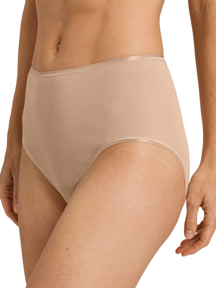 Hanro Cotton Seamless Maxi Briefs, Beige