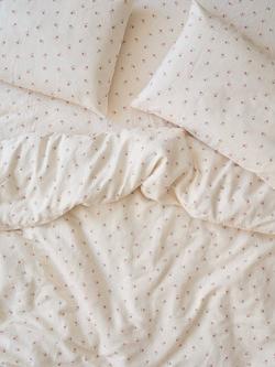 Piglet in Bed Posy Bud Linen Blend Bedding, Pearl