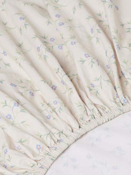 Piglet in Bed Spring Sprig Cotton Fitted Sheet, Natural