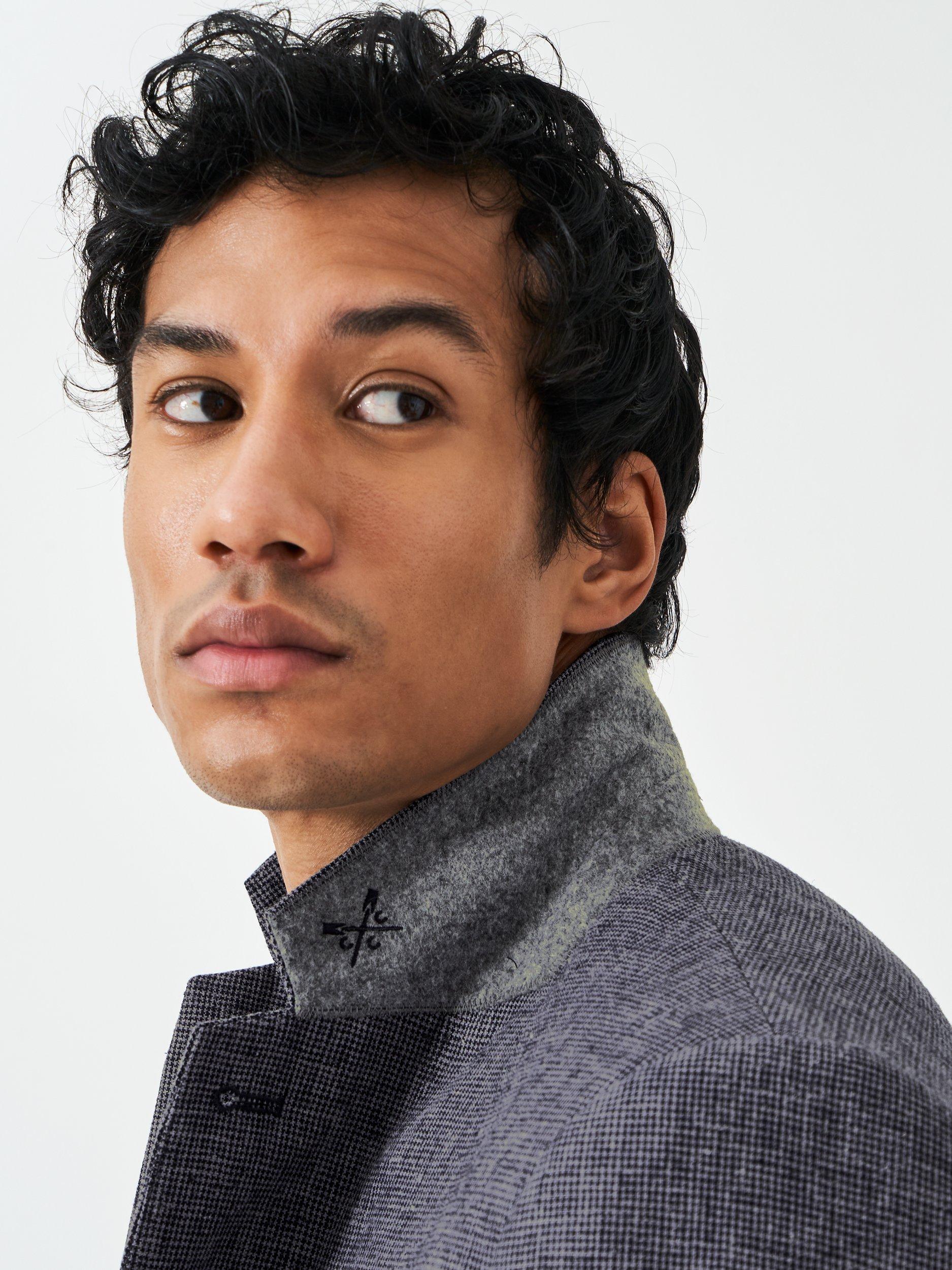 Product image 4 of 5, which shows Blazer Blue BLNV