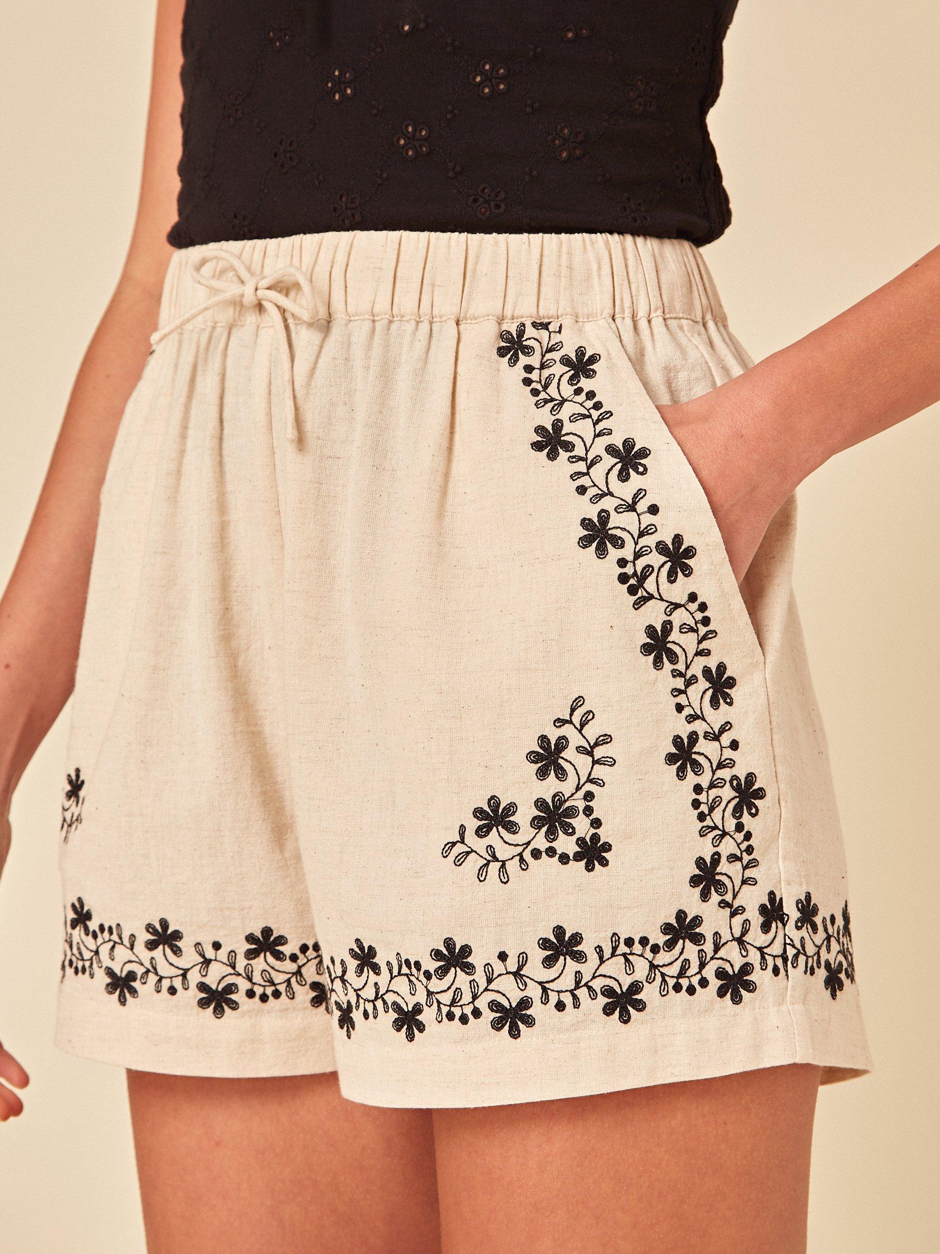 Product image 5 of 6, which shows Nobody's Child Rosie Embroidered Shorts, Beige, 6