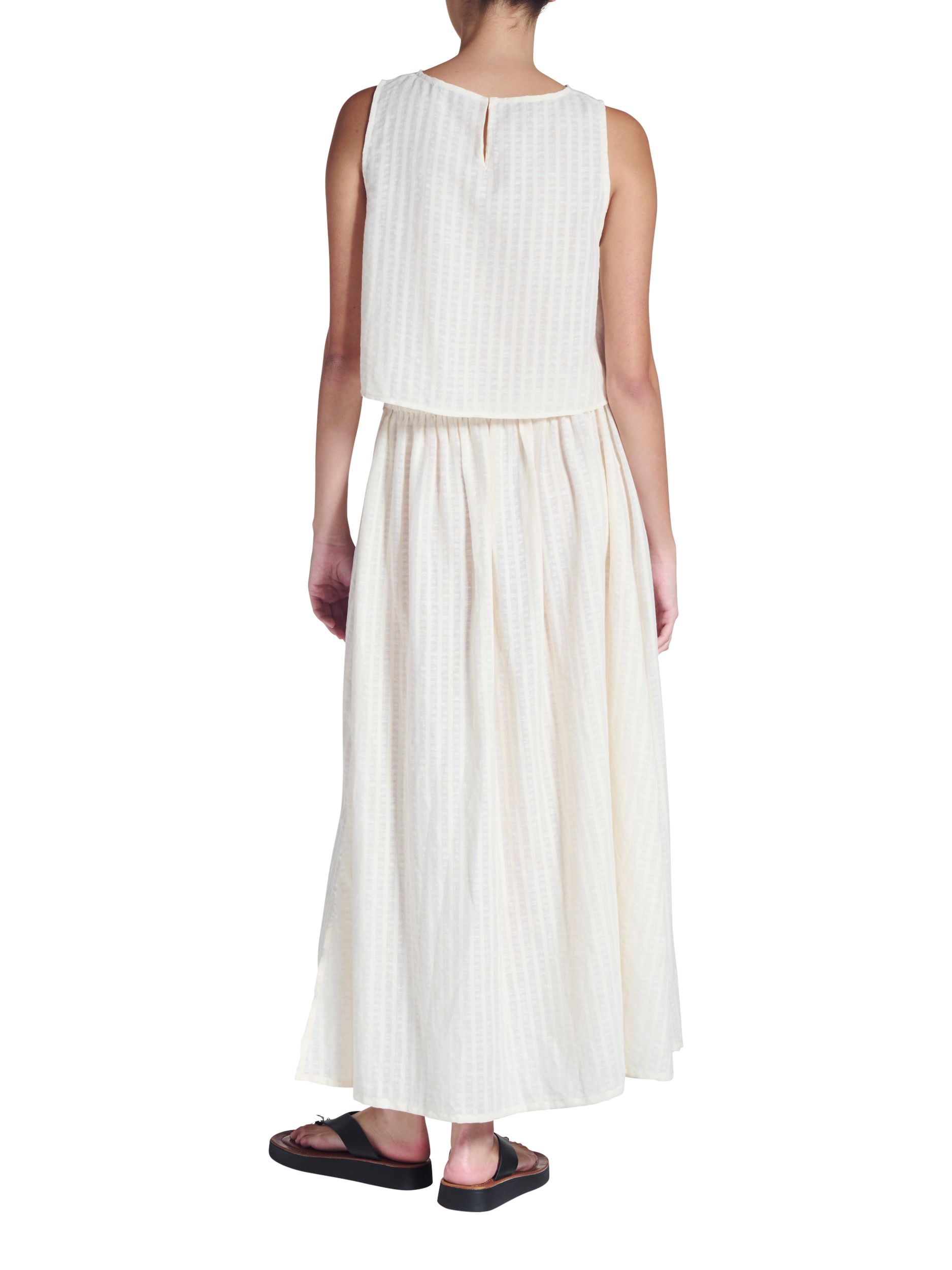 Product image 4 of 5, which shows ASCENO Kobe Sleeveless Cotton Blend Crop Top, White, XS