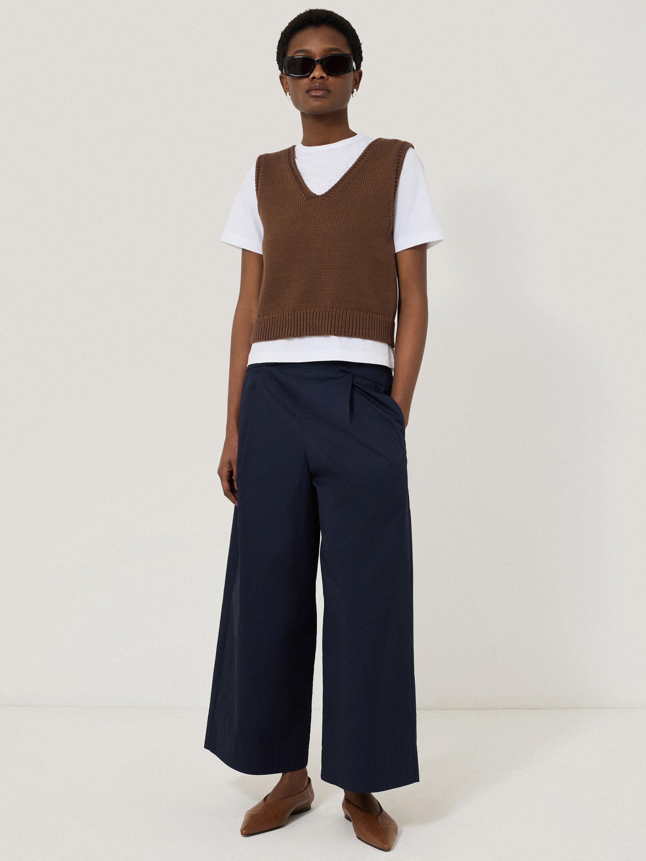 Product image 4 of 6, which shows Jigsaw Chunky Cotton Blend V-Neck Tank, Brown, XS