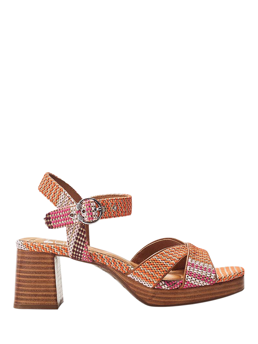 Moda in Pelle Grecian Patterned Sandals