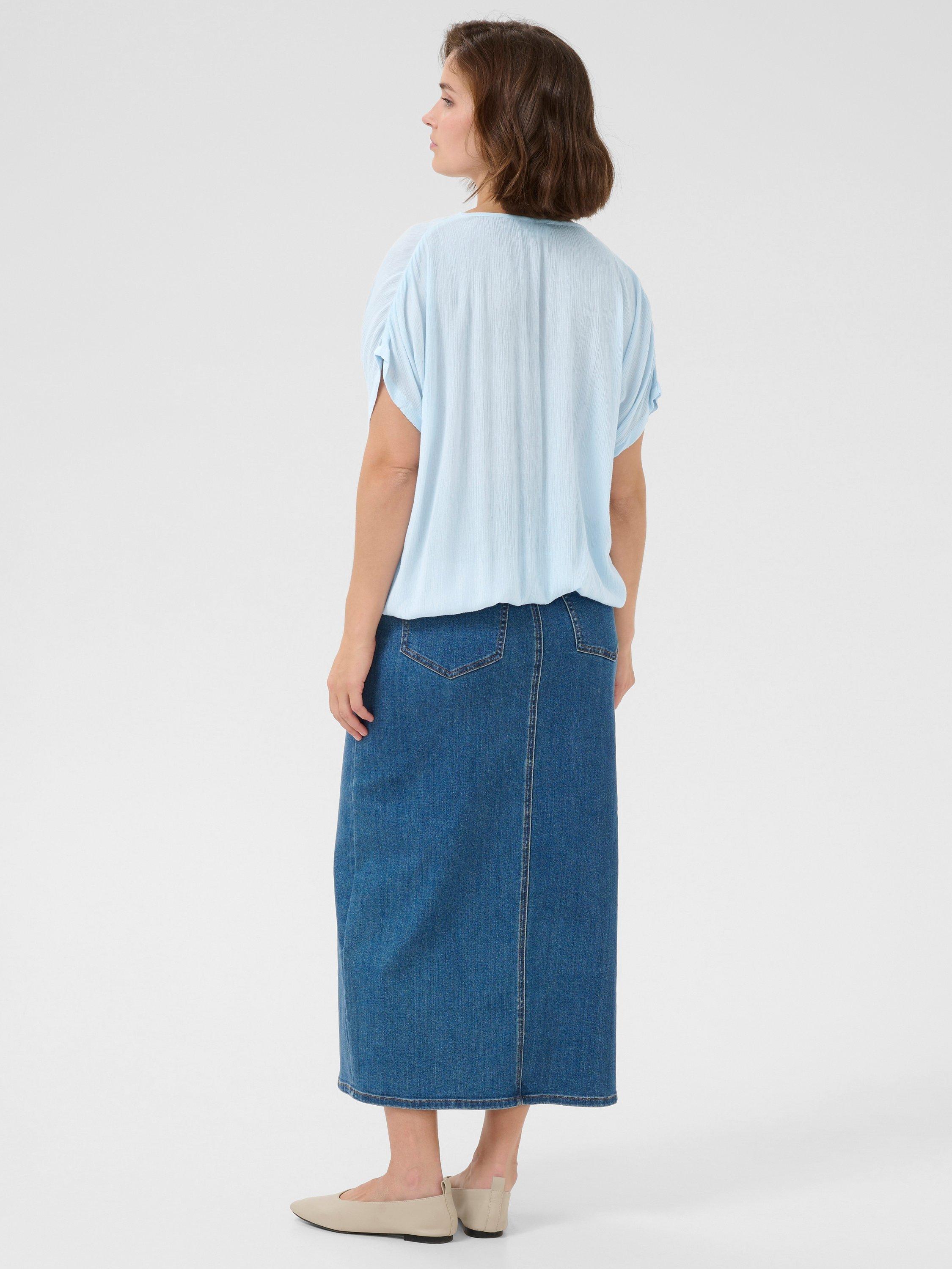 Product image 2 of 5, which shows KAFFE Amber Boxy Blouse, Mid Blue, 10
