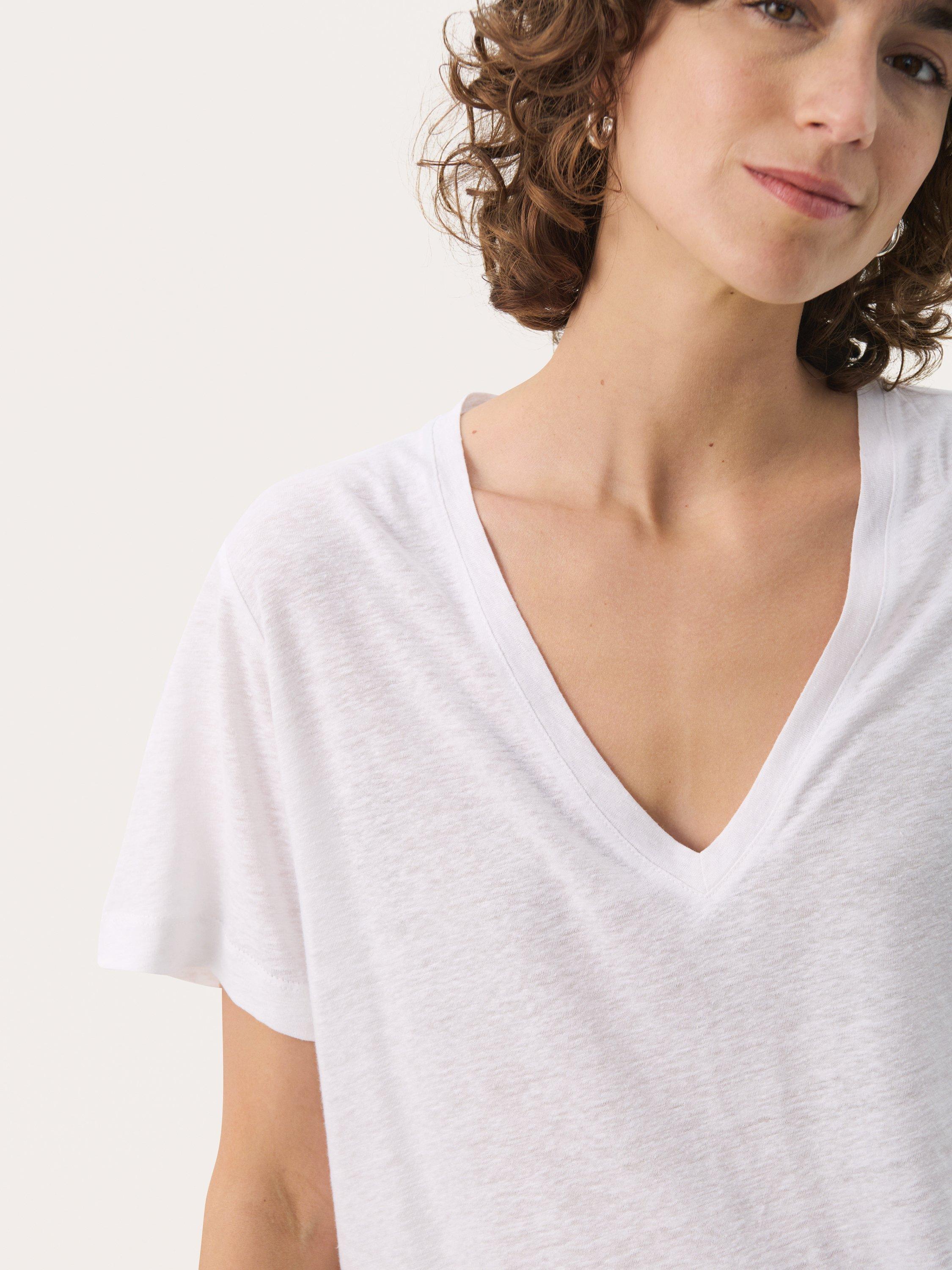 Product image 4 of 6, which shows Part Two Riona V-Neck Linen Rich T-Shirt, Bright White, XS