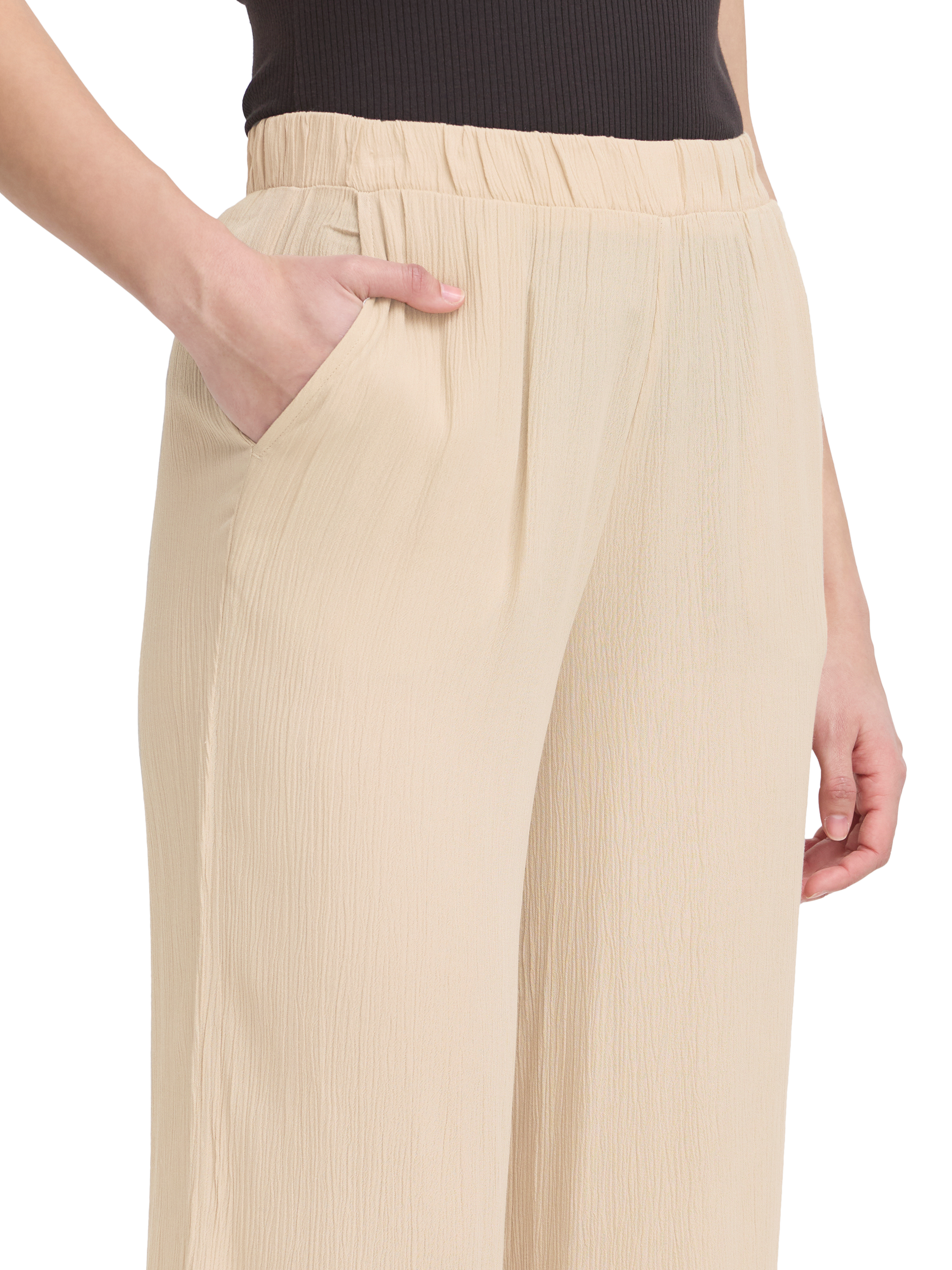 Product image 4 of 7, which shows ICHI Ihmarrakech Elasticated Waist Cropped Wide Leg Trousers, Oxford Tan, XXL