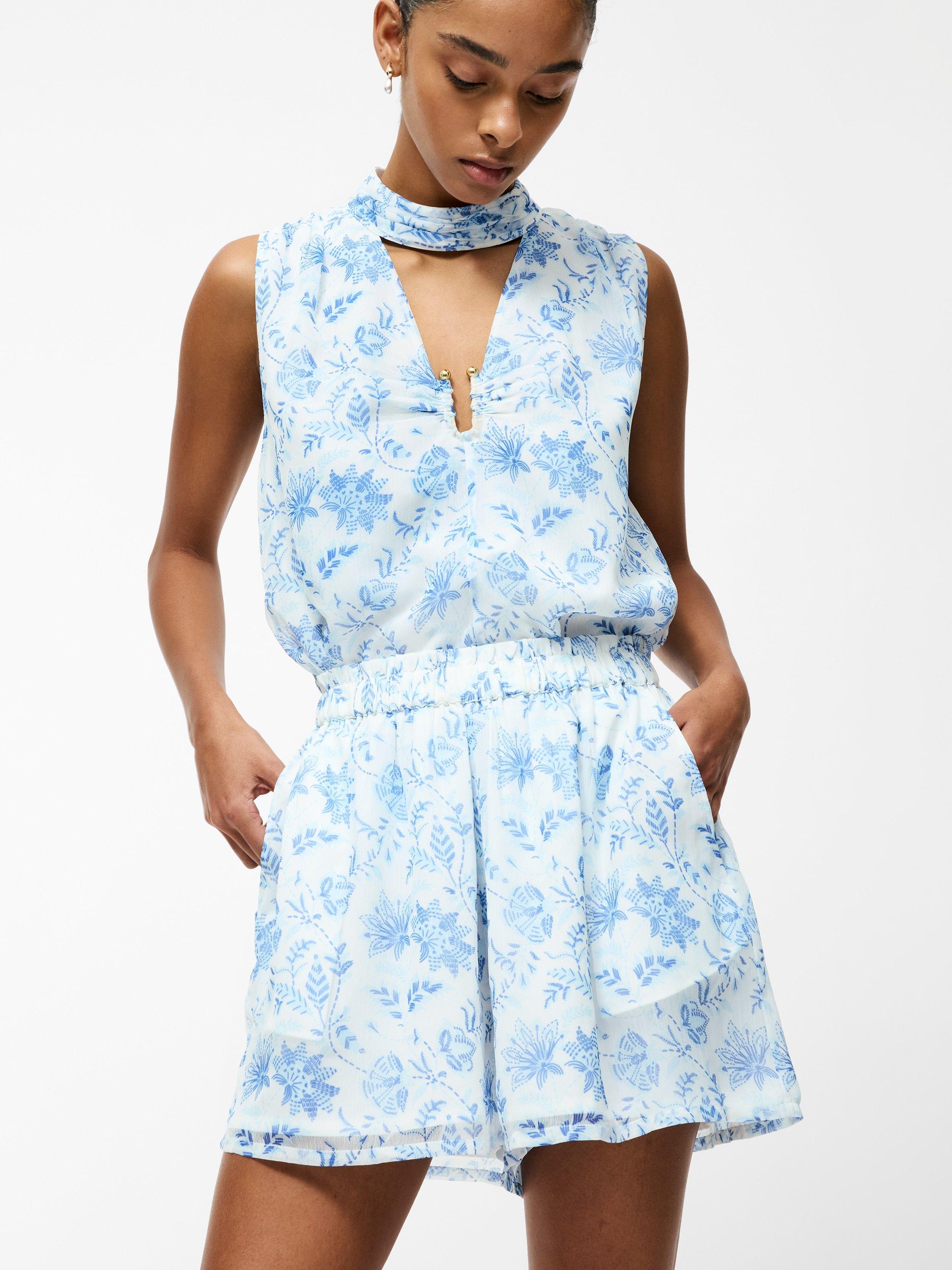 Product image 1 of 5, which shows French Connection Serenity Hallie Floral Crinkle Skort, White/Multi, XS