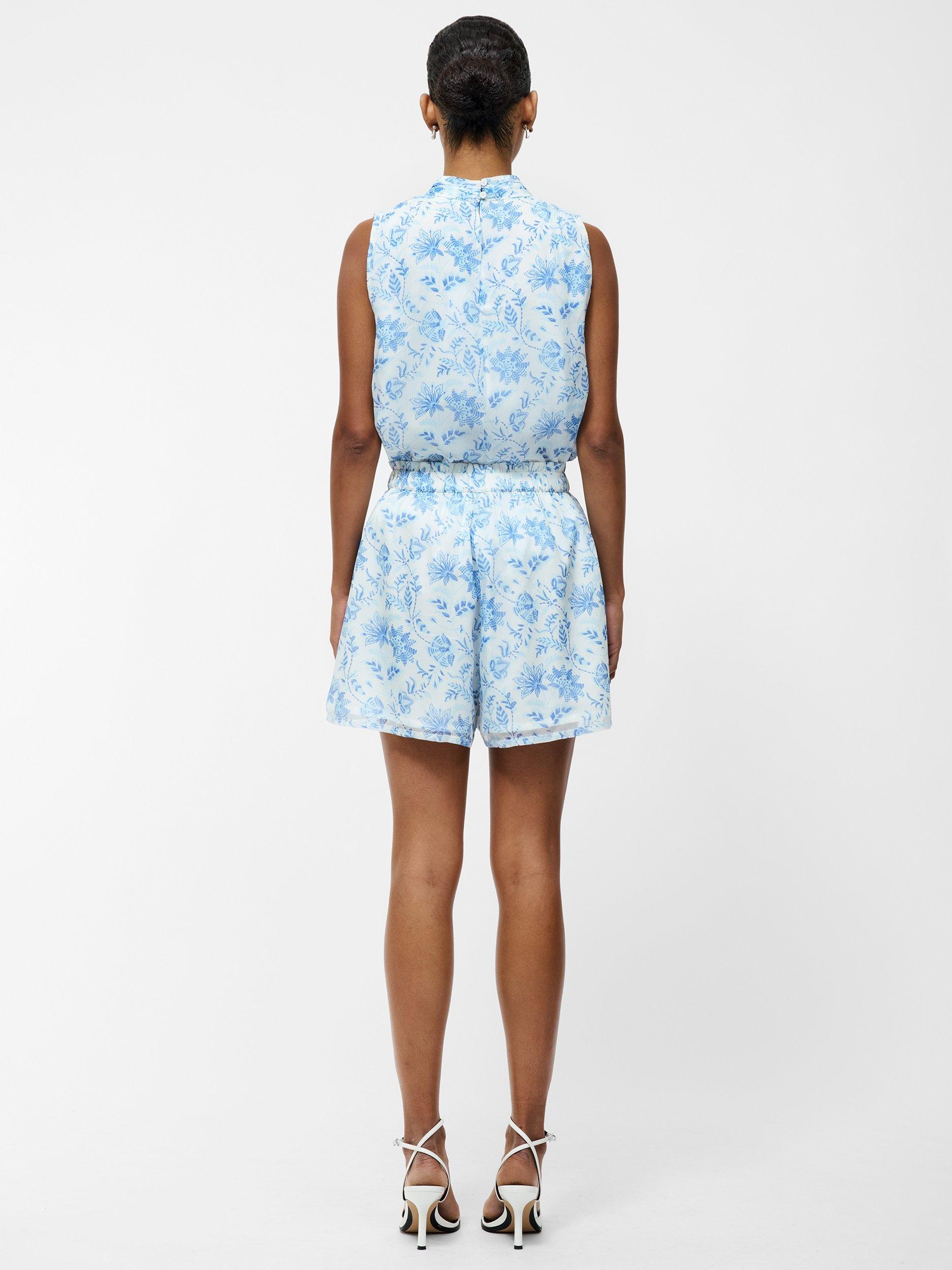 Product image 4 of 5, which shows French Connection Serenity Hallie Floral Crinkle Skort, White/Multi, XS