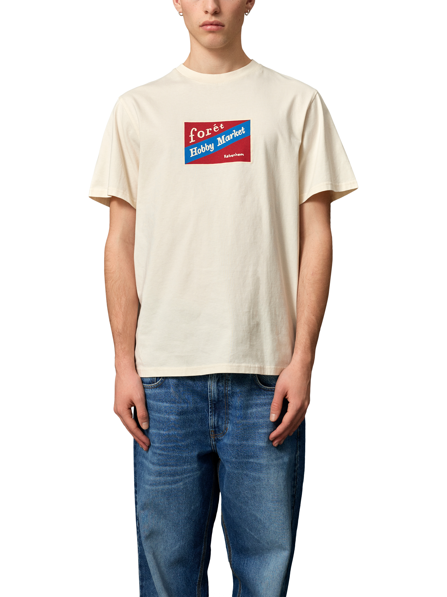 Product image 3 of 4, which shows forét Hobby T-Shirt, Cloud, M