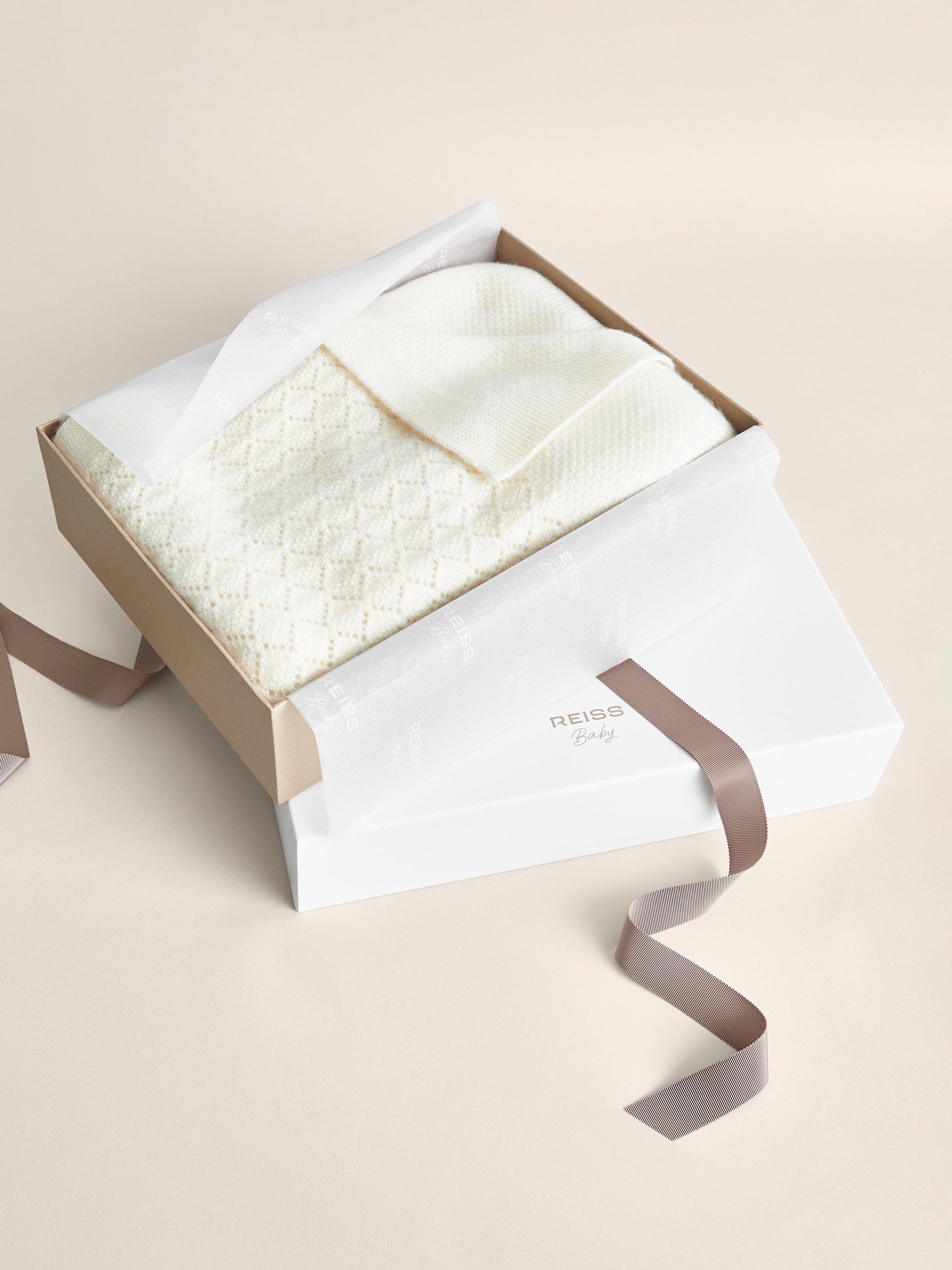 Product image 3 of 4, which shows LOU IVORY WHOF One