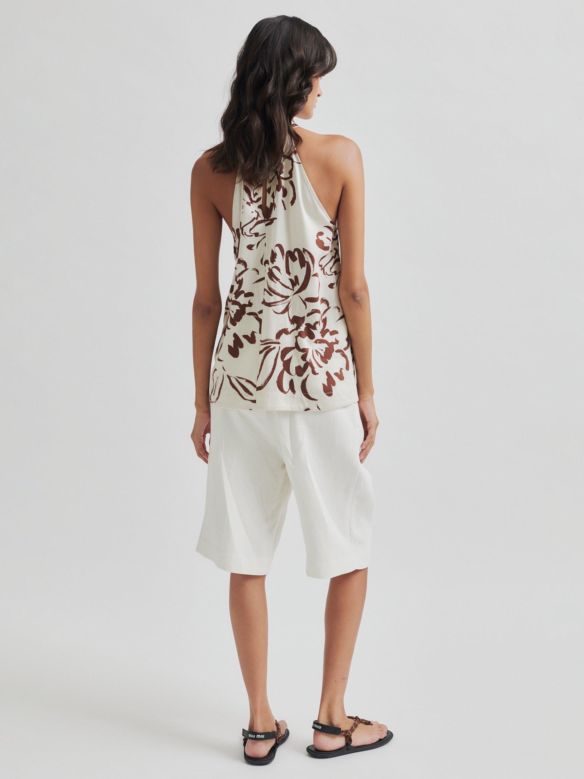 Product image 3 of 5, which shows Second Female Lino Linen Blend Shorts, White, 6|8