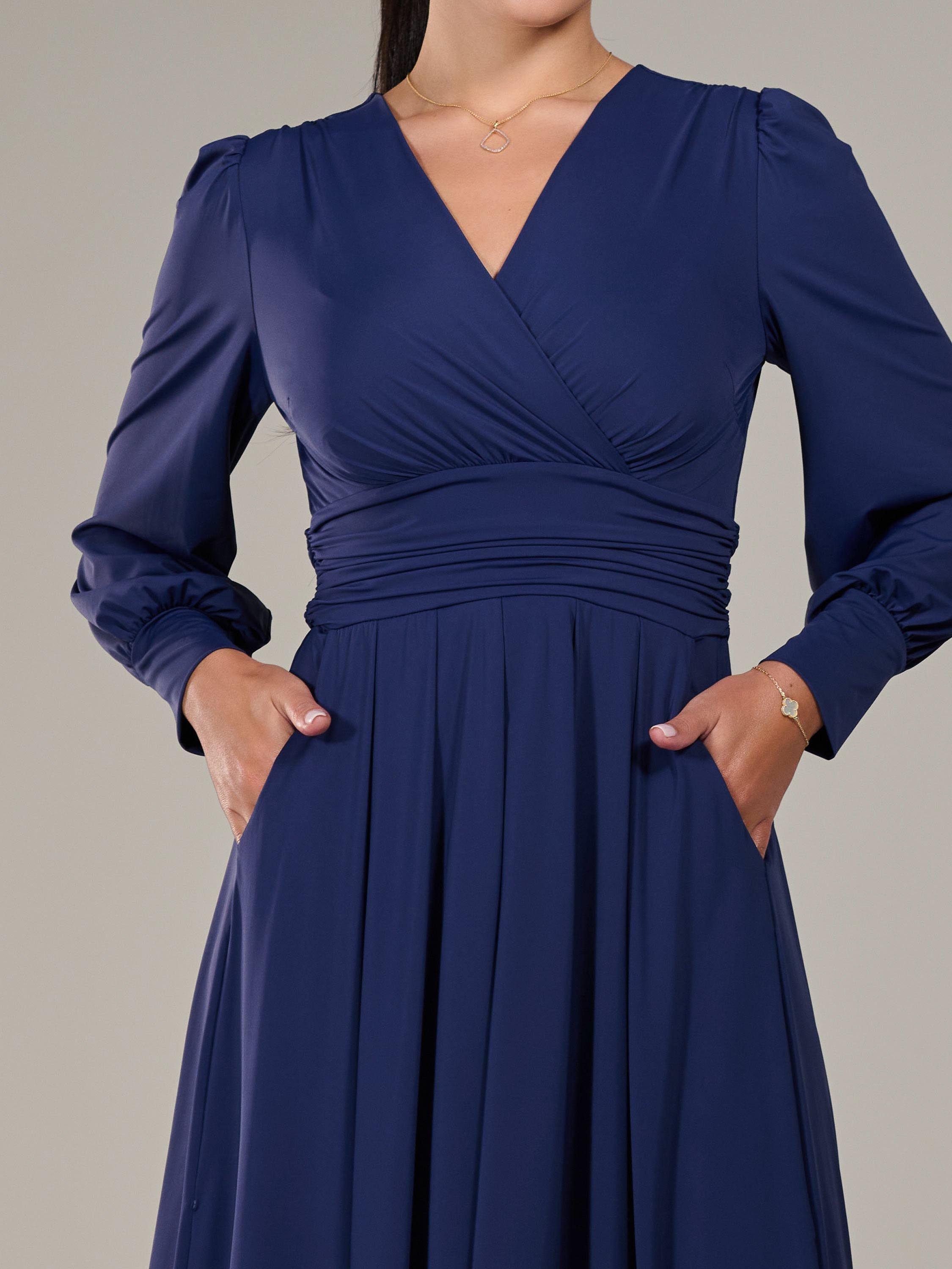 Product image 4 of 7, which shows Jolie Moi Petite Jersey Midi Dress, Navy, 6Pt