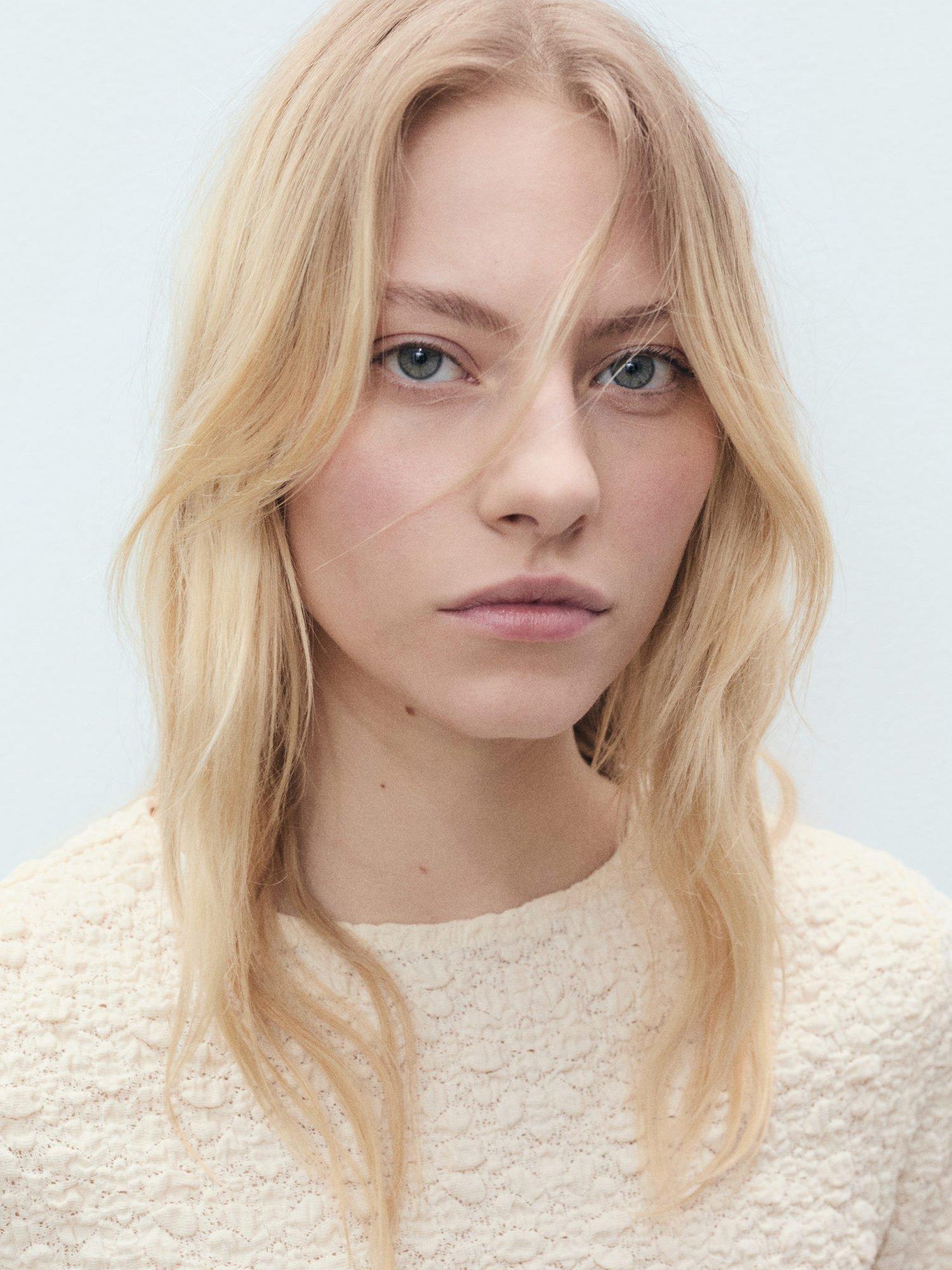 Product image 6 of 8, which shows Mango Nora Textured T-Shirt, Light Beige, XXS