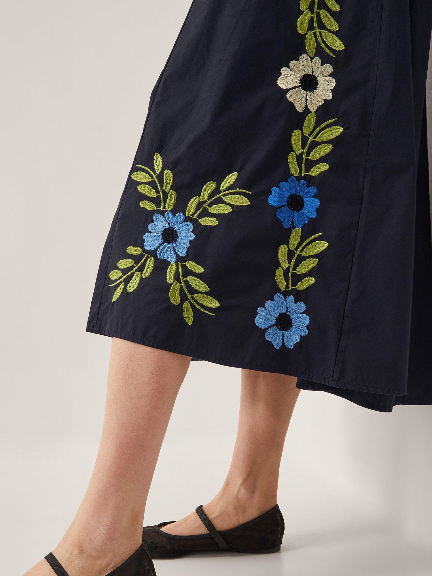 Product image 4 of 5, which shows Monsoon Shona Midi Dress, Black/Multi, S