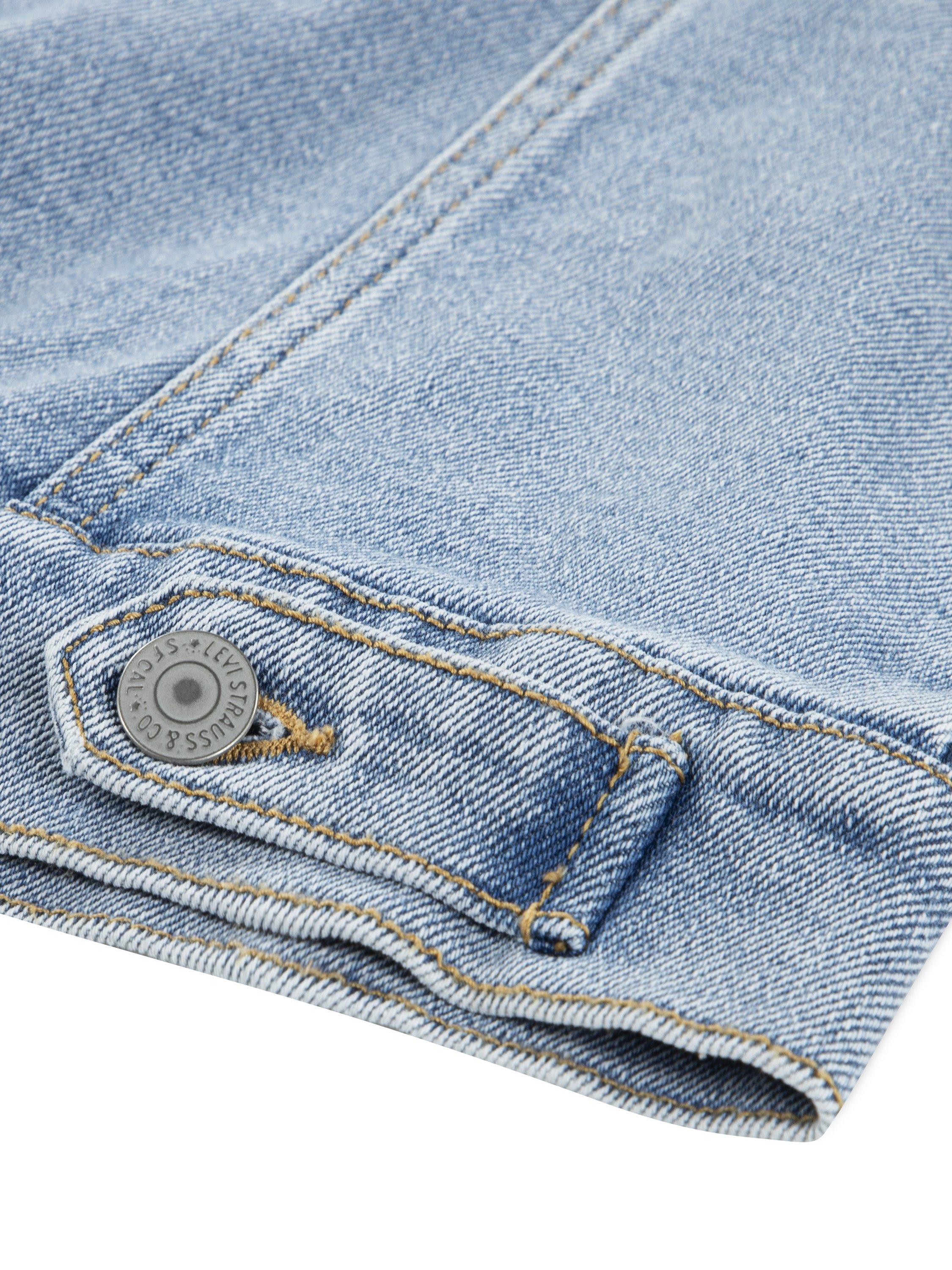 Product image 6 of 6, which shows Levi's Kids' Western Trucker Denim Jacket containing LENZING™ ECOVERO™ Viscose, This And That, 10 years