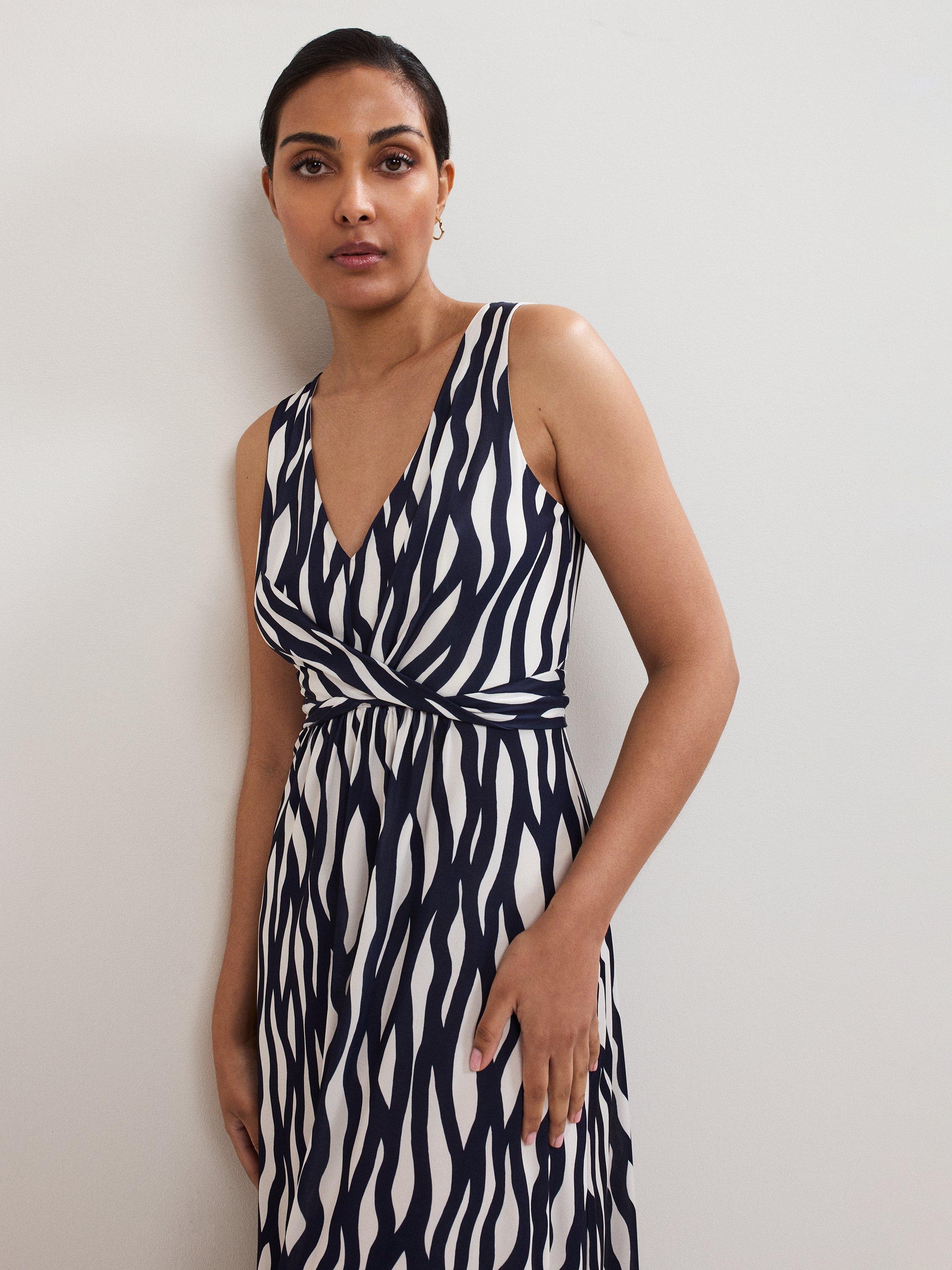 Product image 7 of 8, which shows Phase Eight Petite Artemis Geometric Maxi Dress, Navy/Ivory, 8
